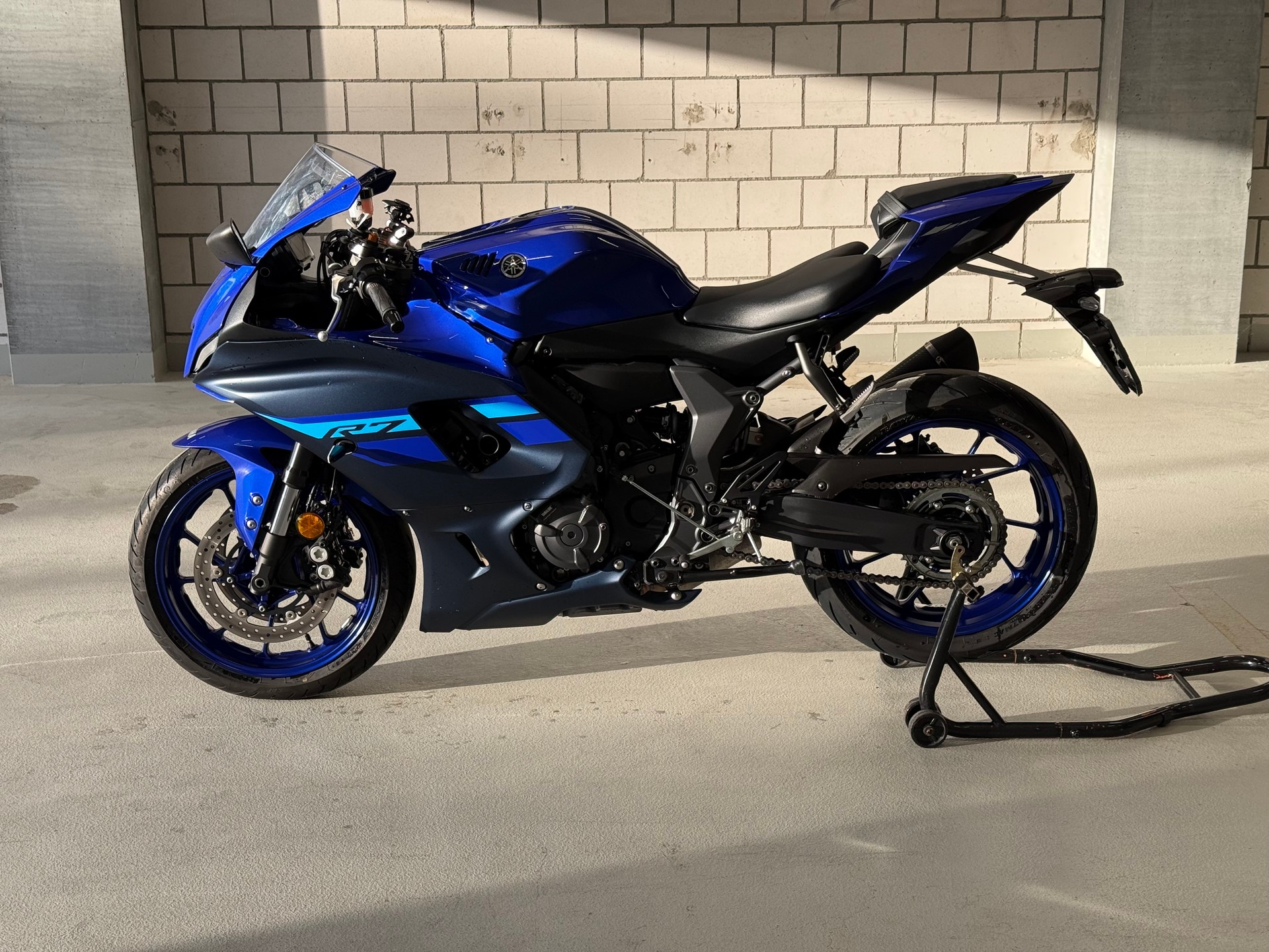YAMAHA YZF-R7 (35kW)-image-1