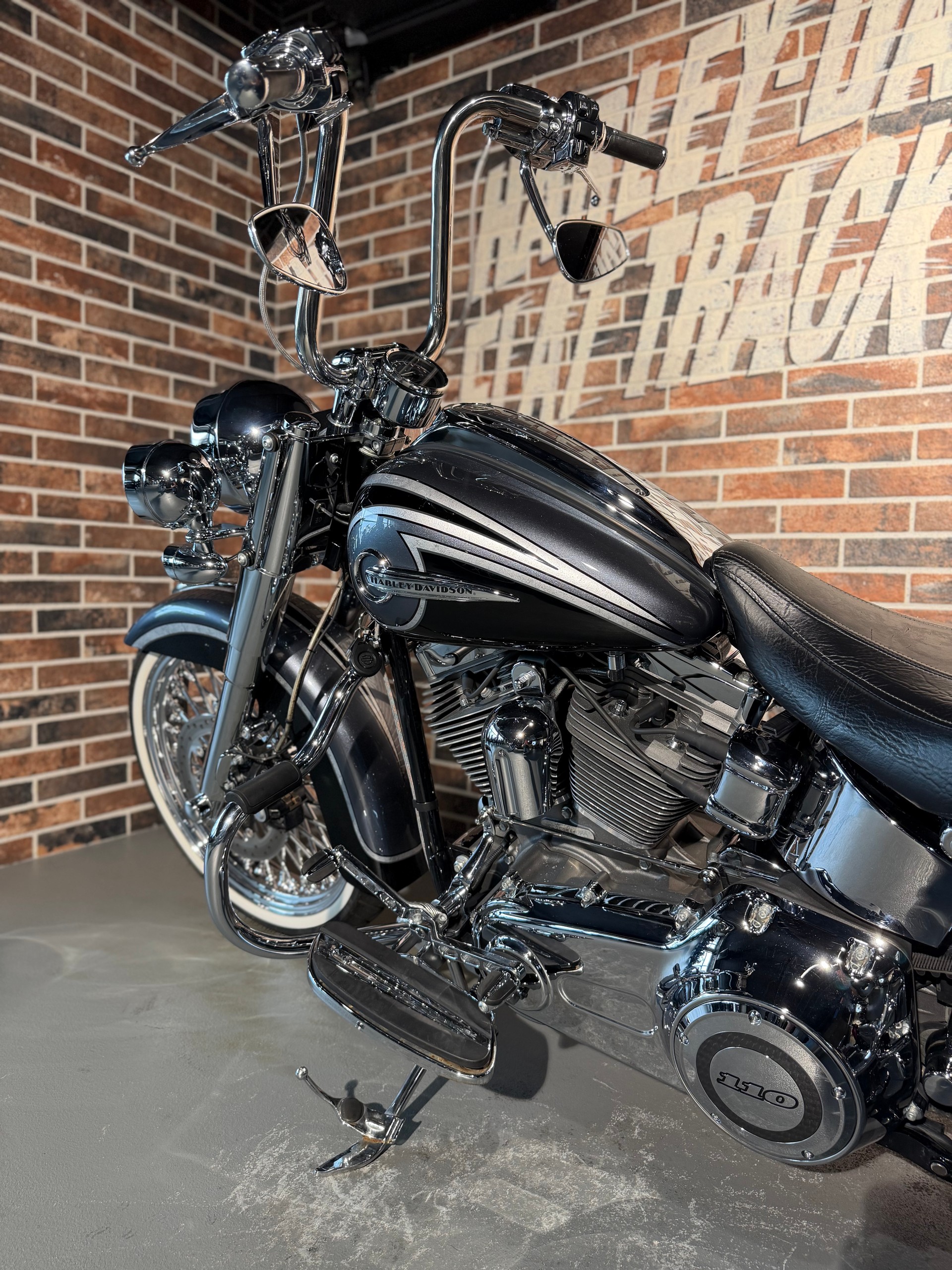 HARLEY-DAVIDSON FLSTNSE Softail Deluxe ABS CVO-image-2