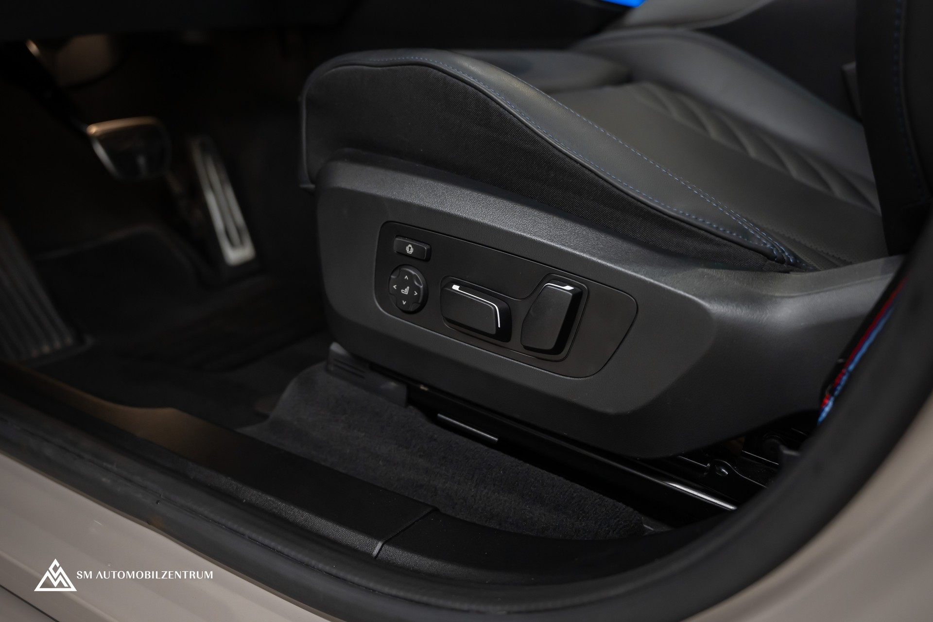 BMW X3 M50i 48V M Sport Pro / Werksgarantie / Panorama / 360° / Standheizung / Lenkradheizung / AHK-image-25