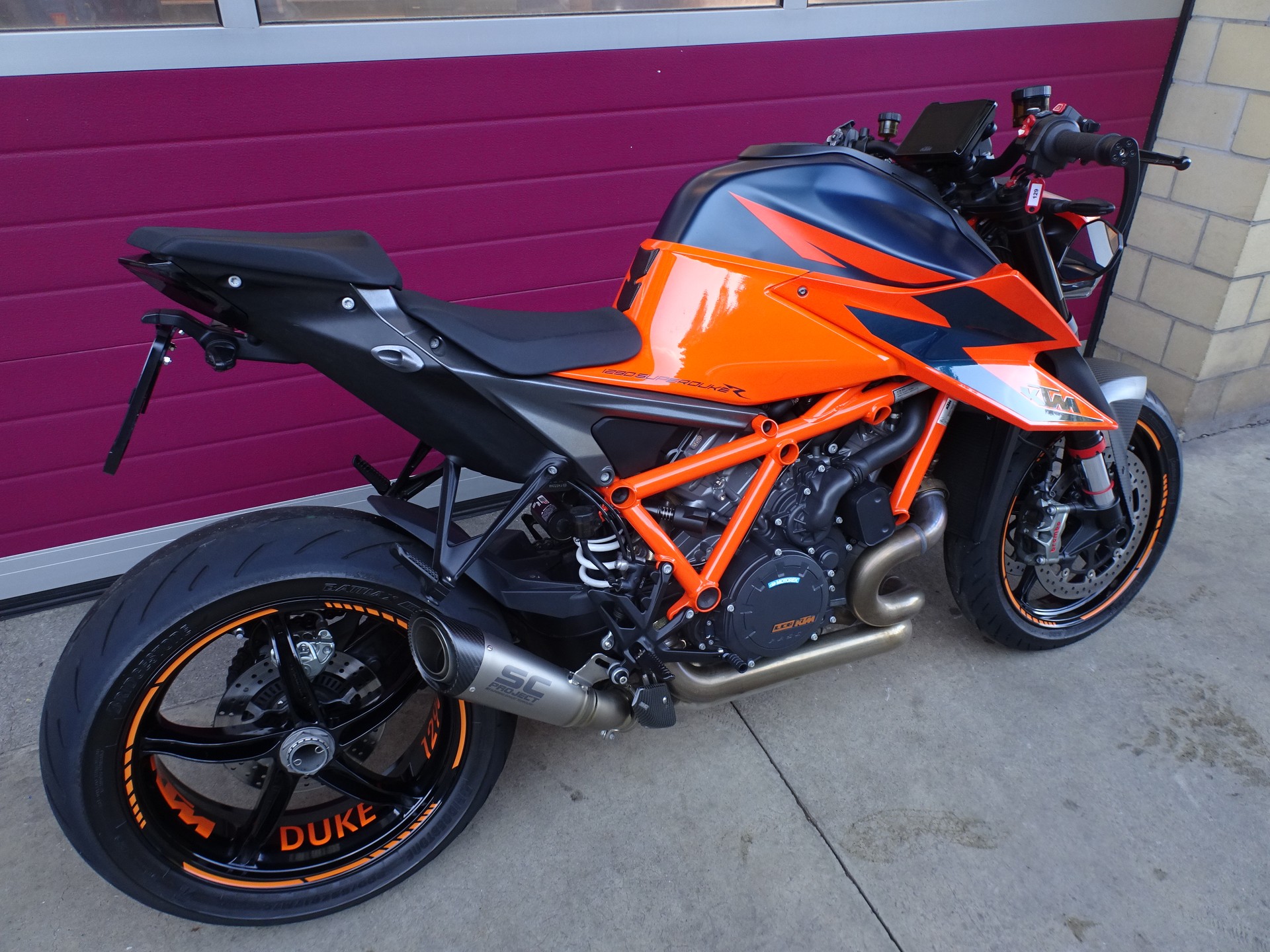KTM 1290 Super Duke R-image-3