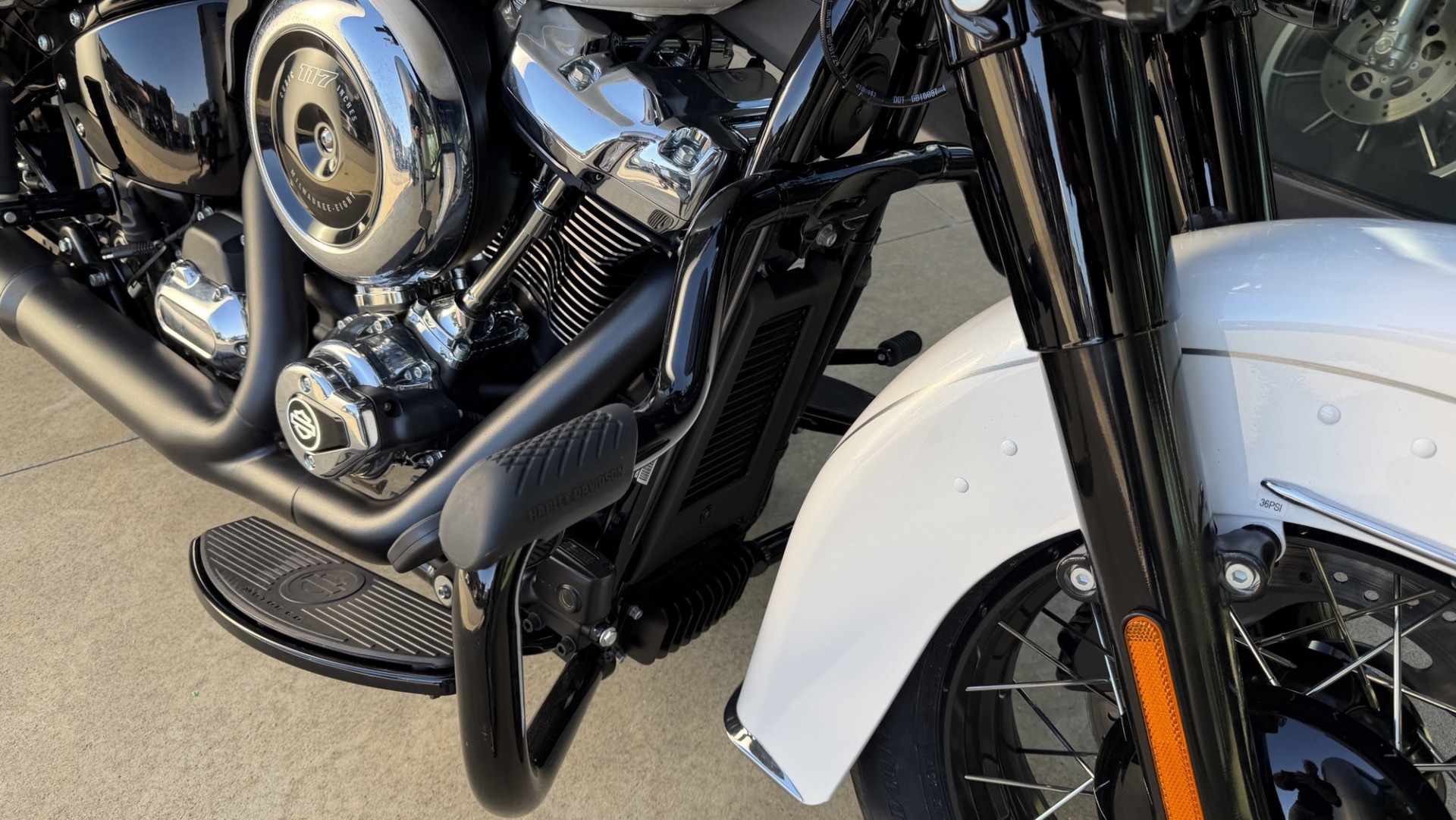 HARLEY-DAVIDSON FLHC 1923 Heritage Classic 117-image-3