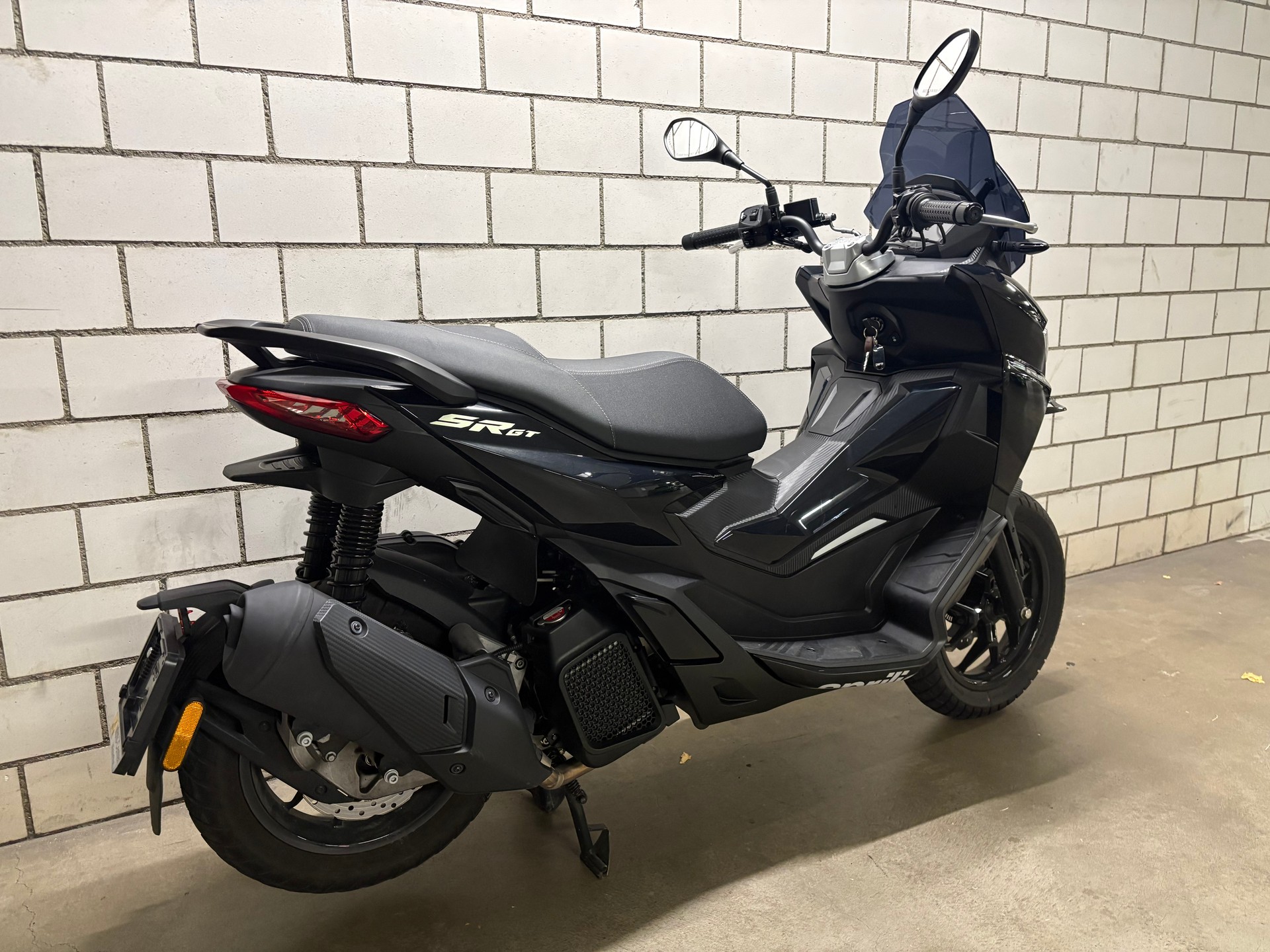 APRILIA SR 125 GT ABS E5+-image-2