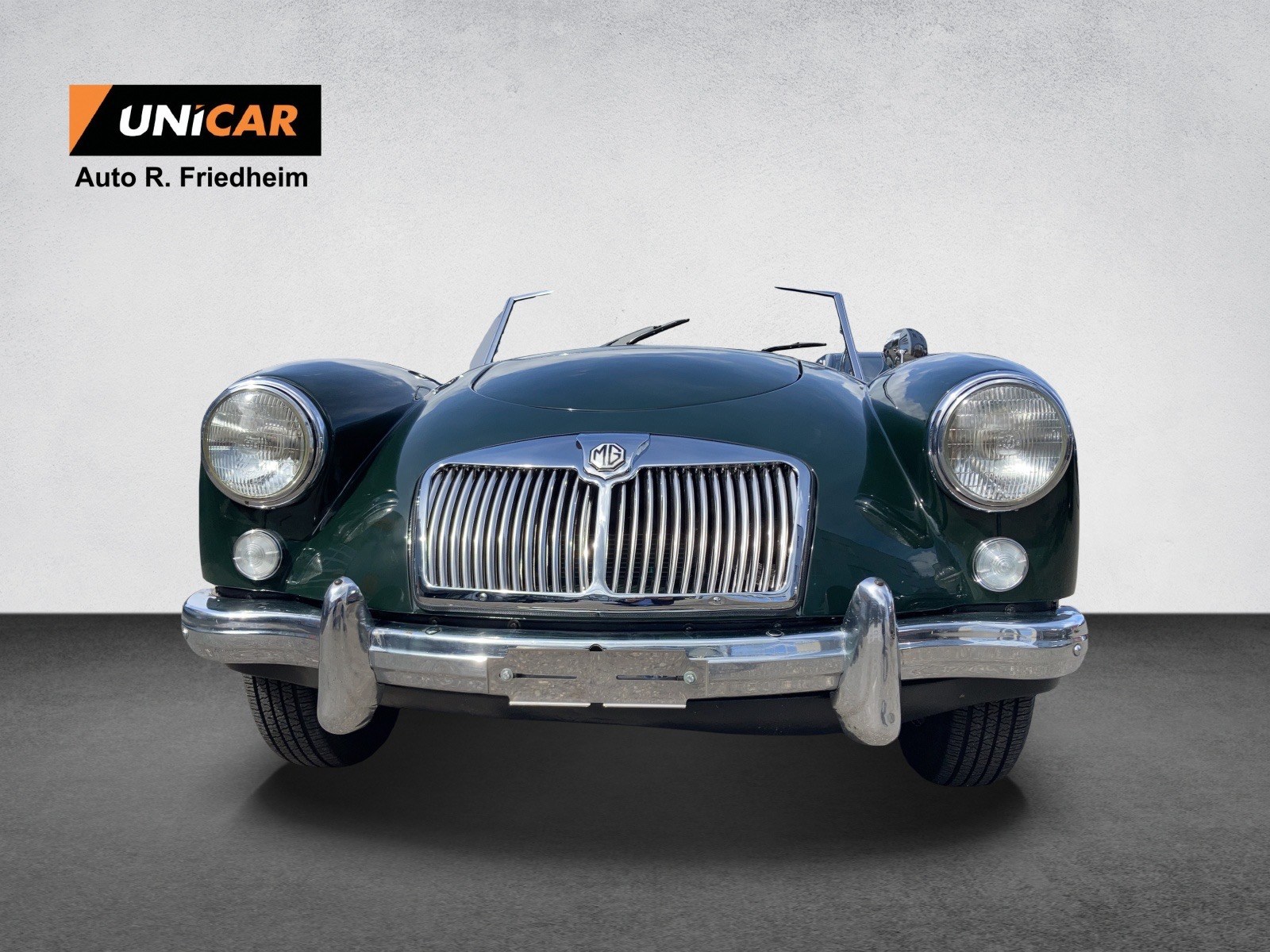 MG MGA-showroom-element-2