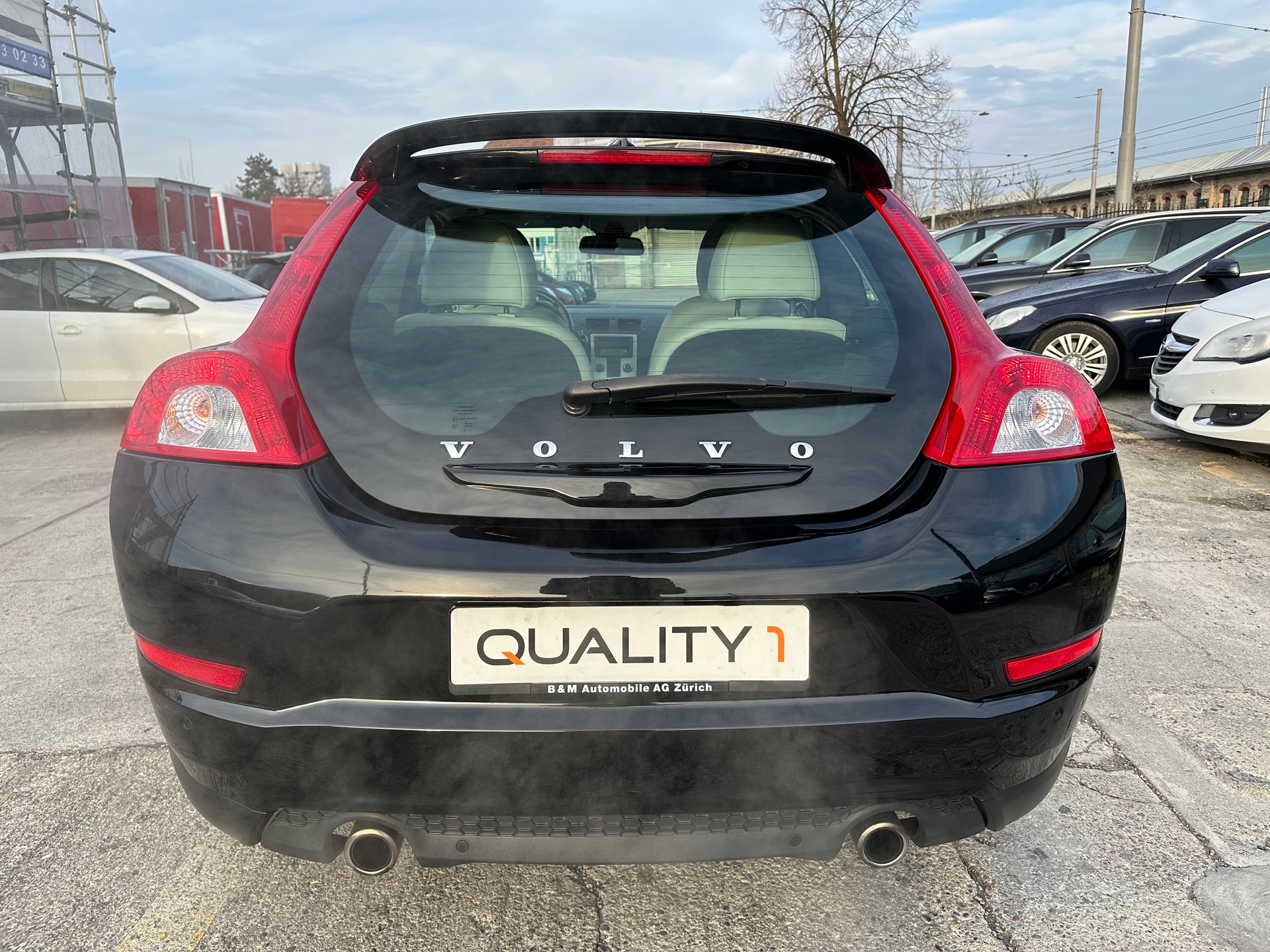 VOLVO C30 T5 Momentum Geartronic-image-7