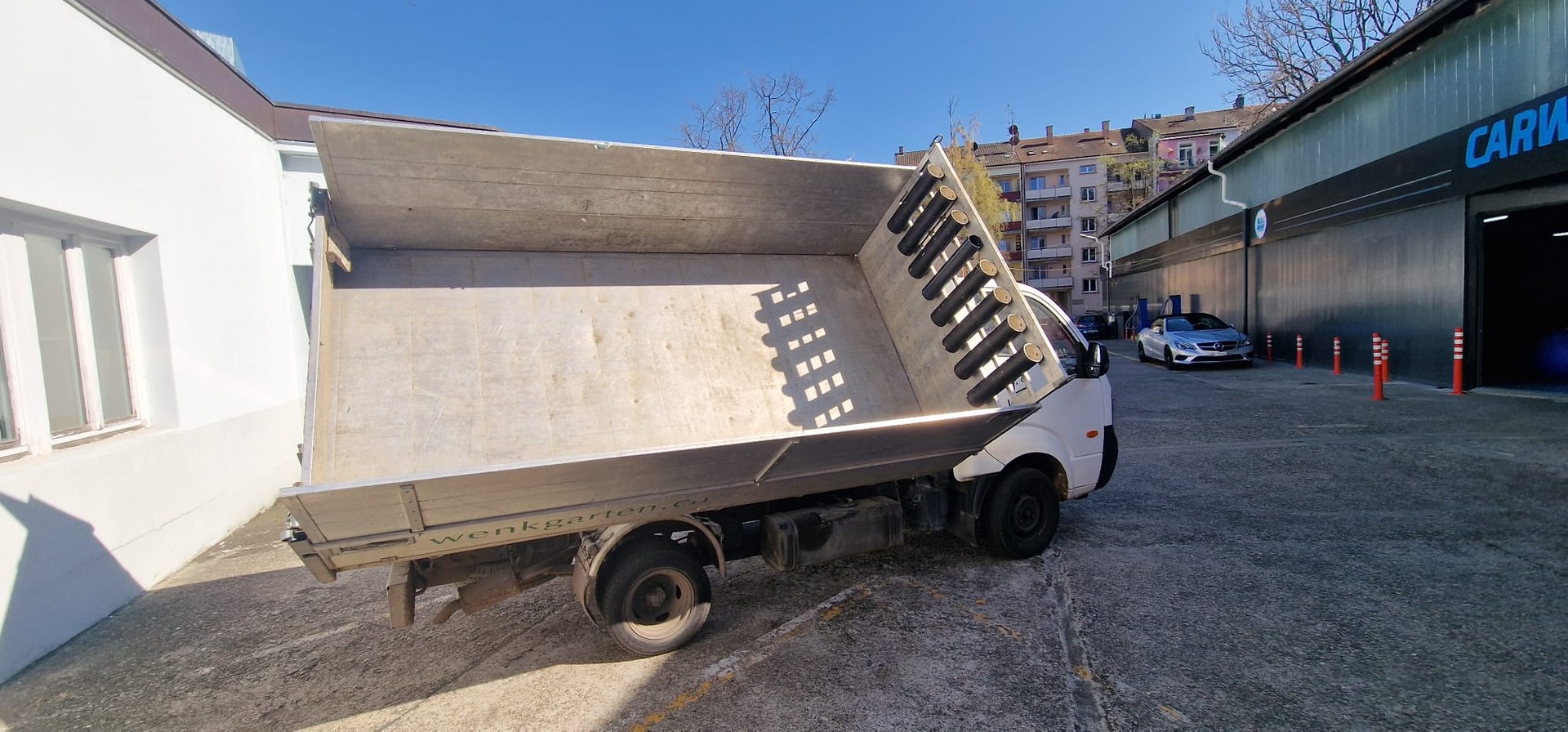 KIA K2500-showroom-element-2
