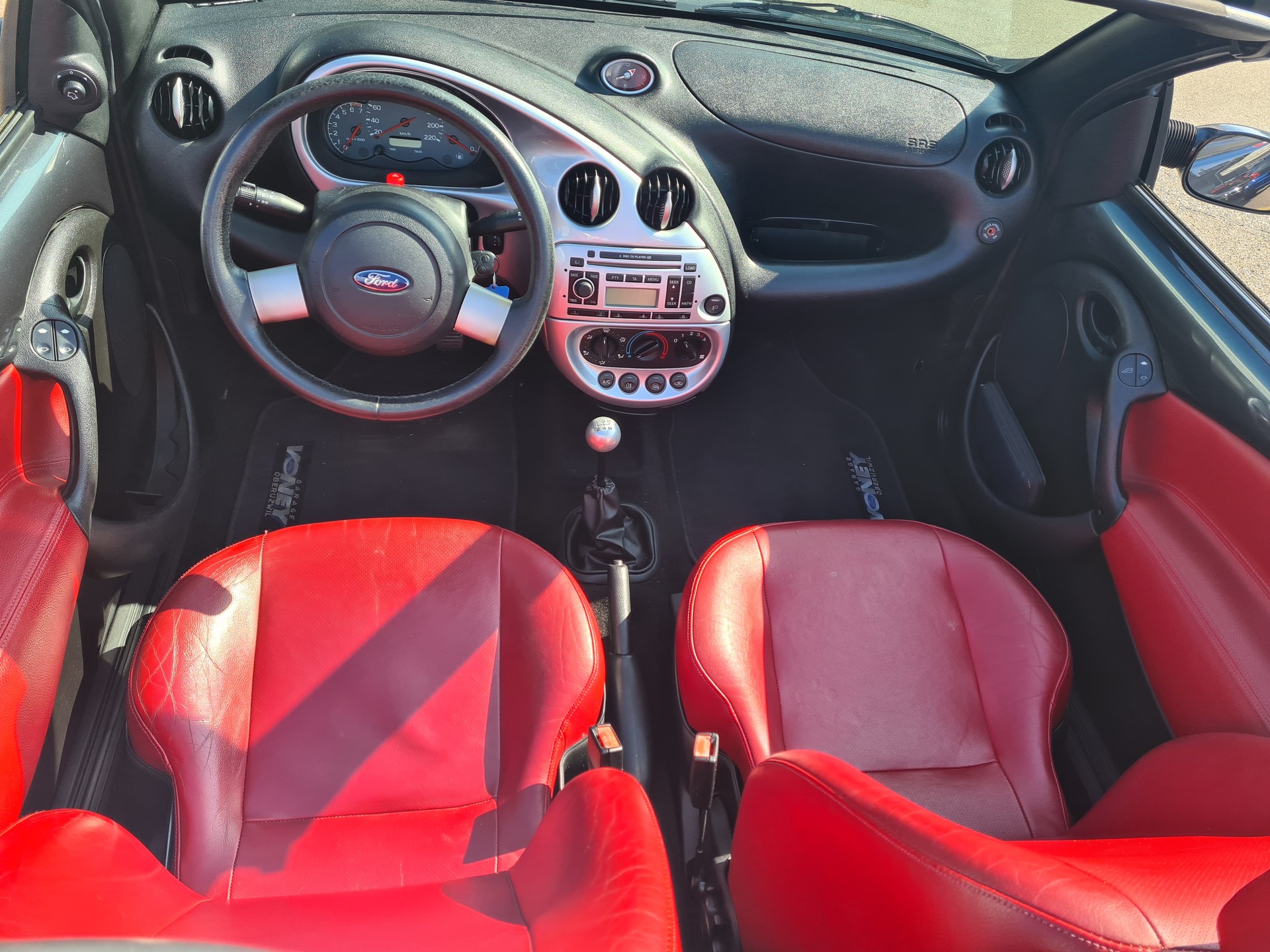 FORD Streetka 1.6 (Luxury)-image-8