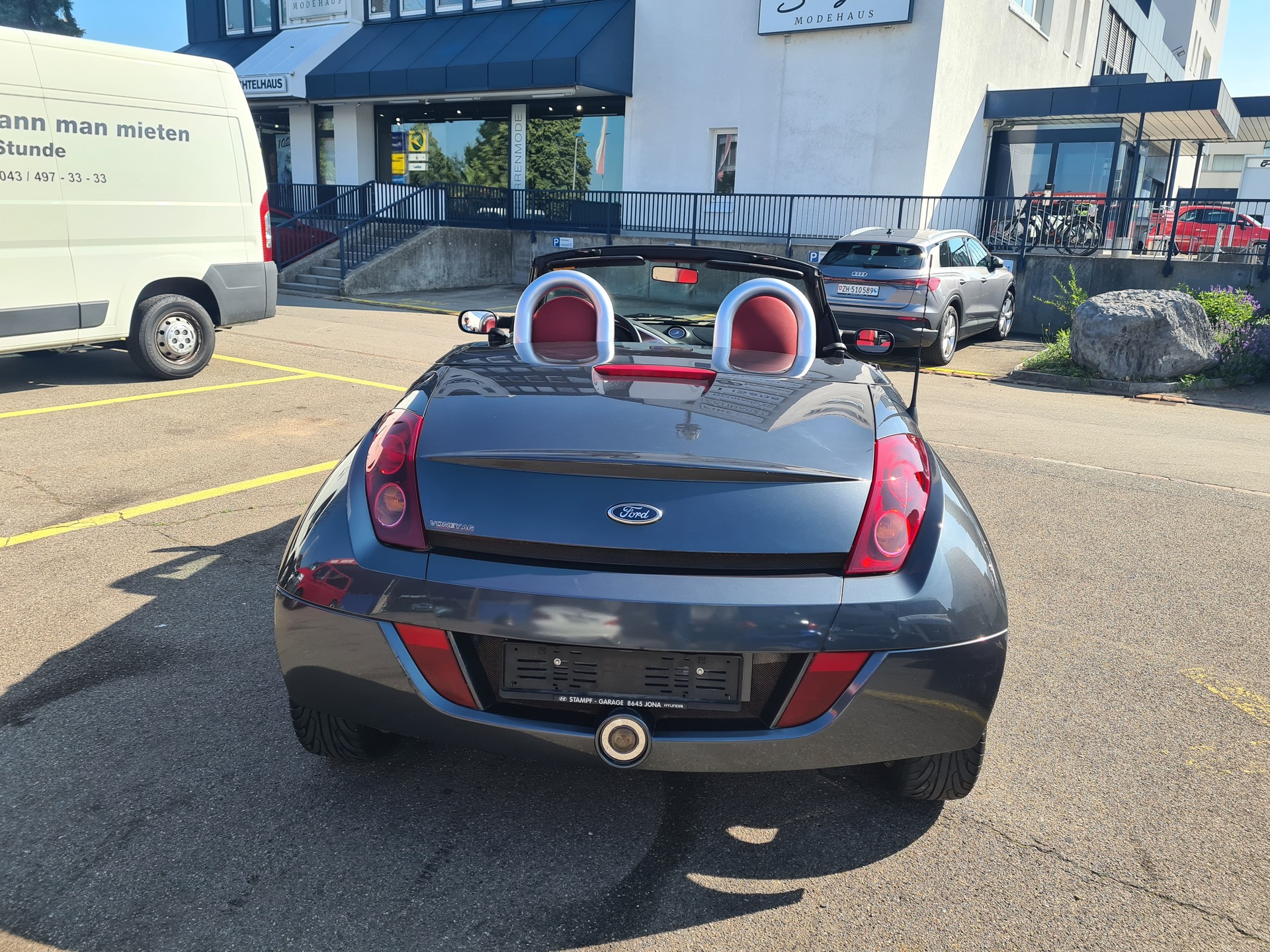 FORD Streetka 1.6 (Luxury)-showroom-element-3