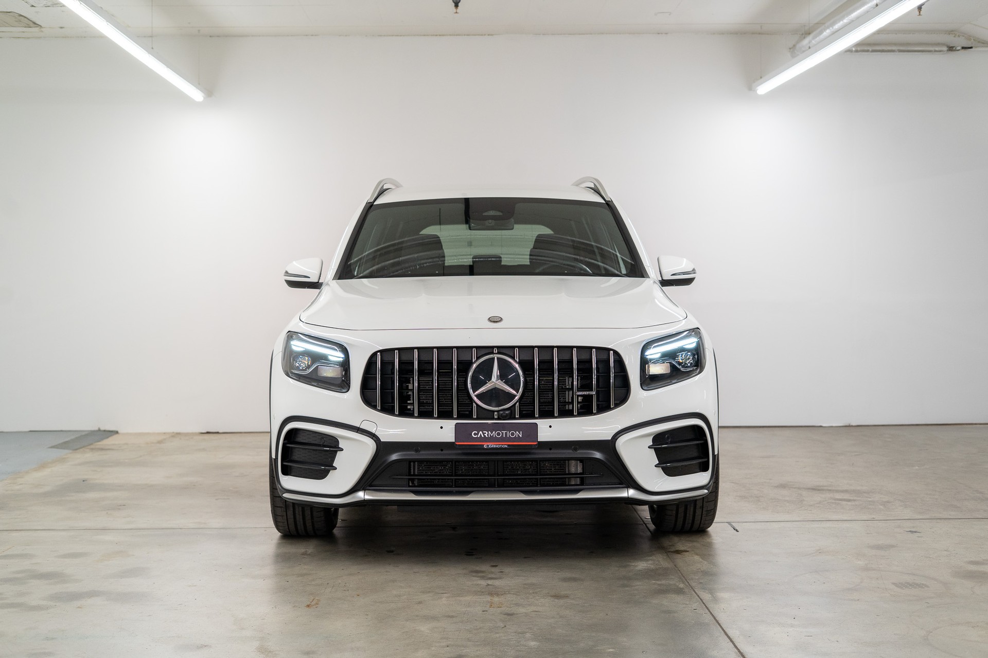 MERCEDES-BENZ GLB 35 AMG 4matic / Facelift / Ambiente-Beleuchtung / Rückfahrkamera-showroom-element-1