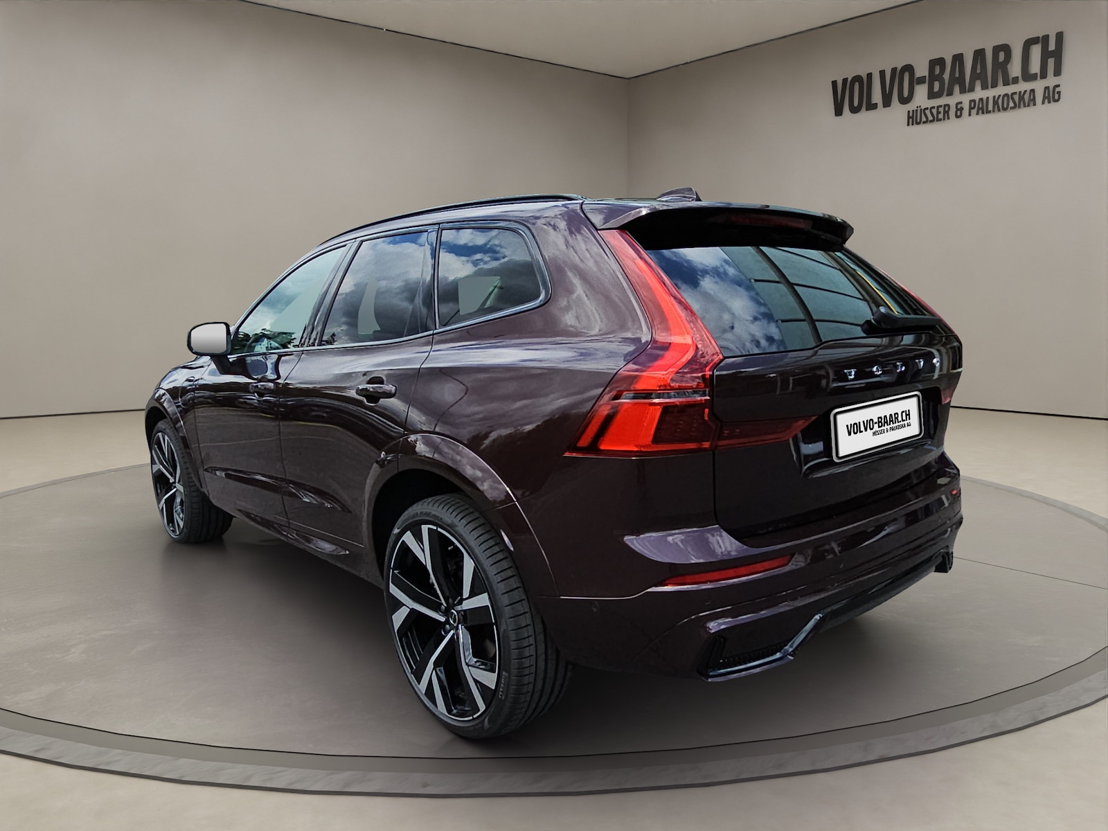 VOLVO XC60 2.0 T8 TE Ultra Dark eAWD-showroom-element-3