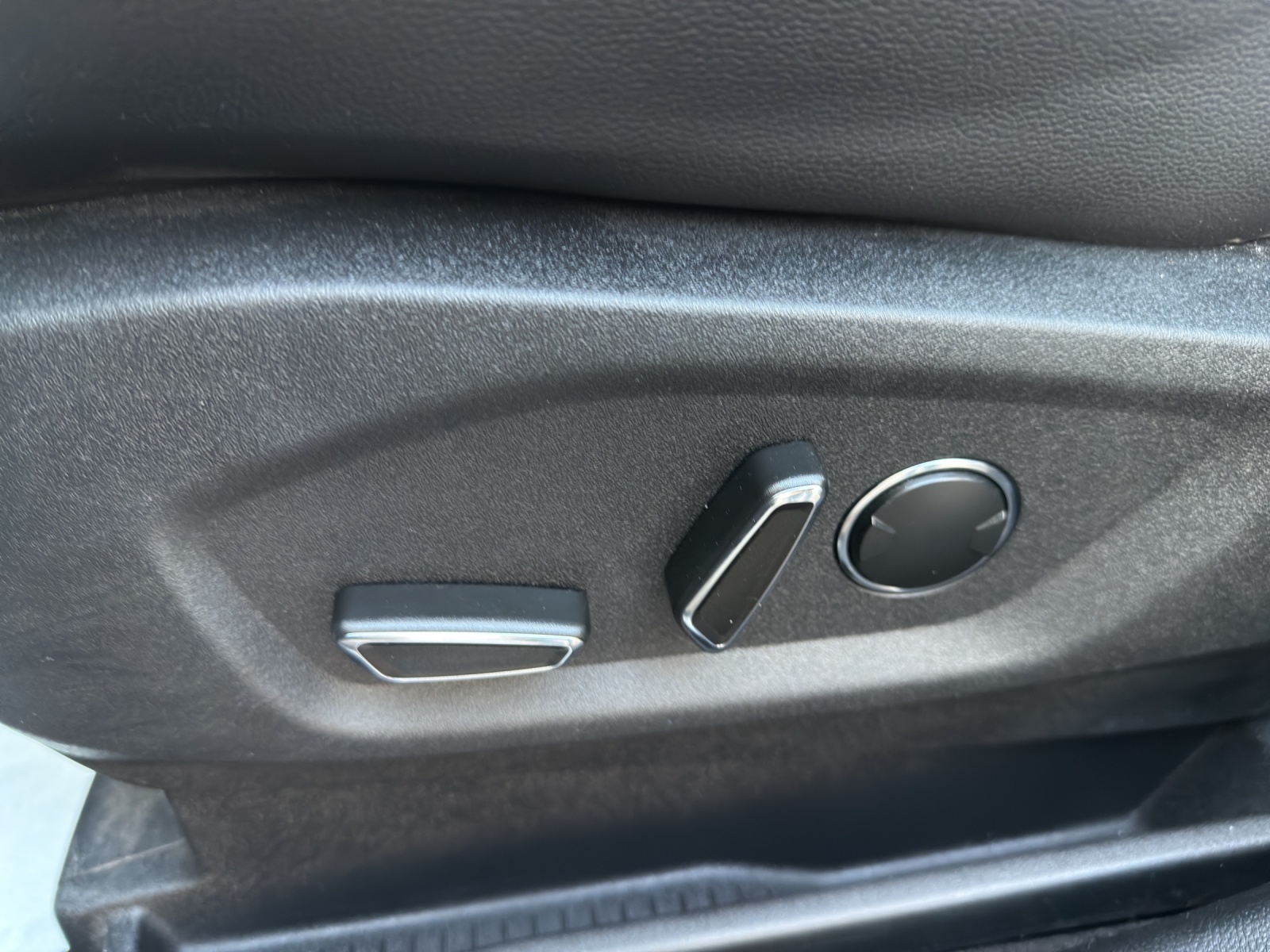 FORD Galaxy 2.0 TDCi Titanium AWD PowerShift-image-23