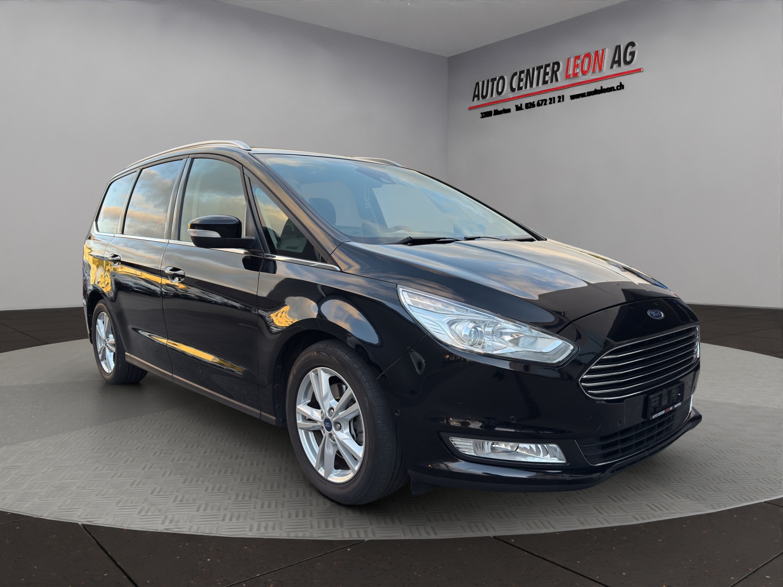 FORD Galaxy 2.0 TDCi Titanium AWD PowerShift-image-7