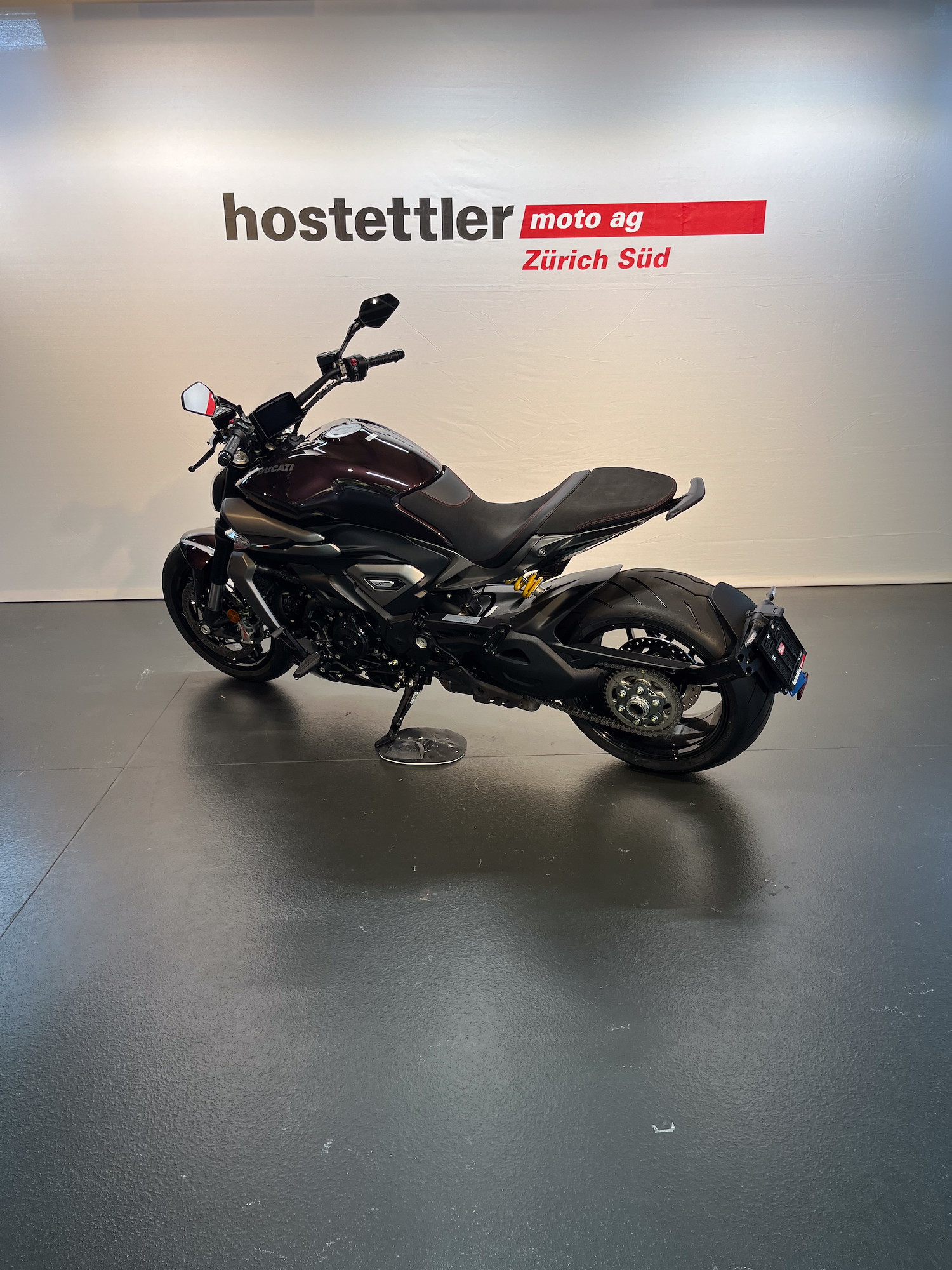 DUCATI X Diavel V4-image-2