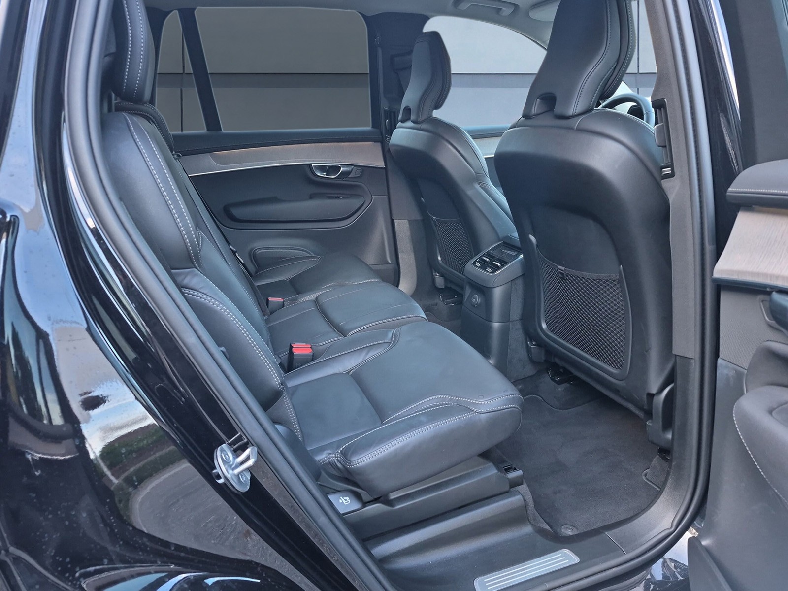 VOLVO XC90 2.0 T8 TE Plus Dark 7 P. eAWD-image-13
