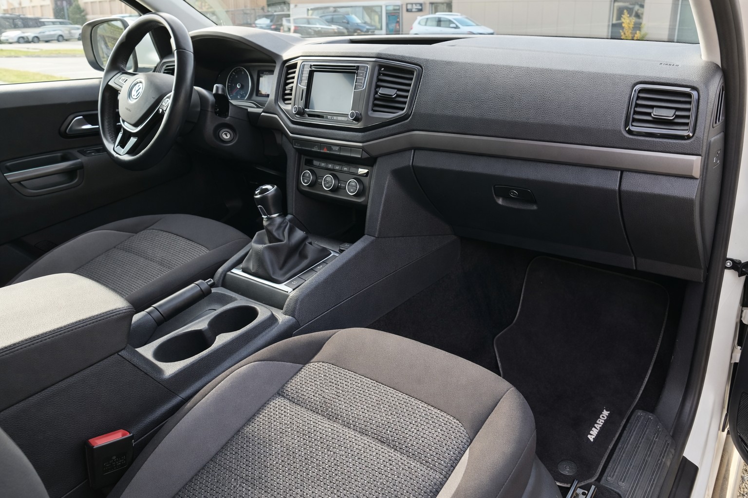 VW Amarok 3.0TDI Comfortline 4Motion-image-8