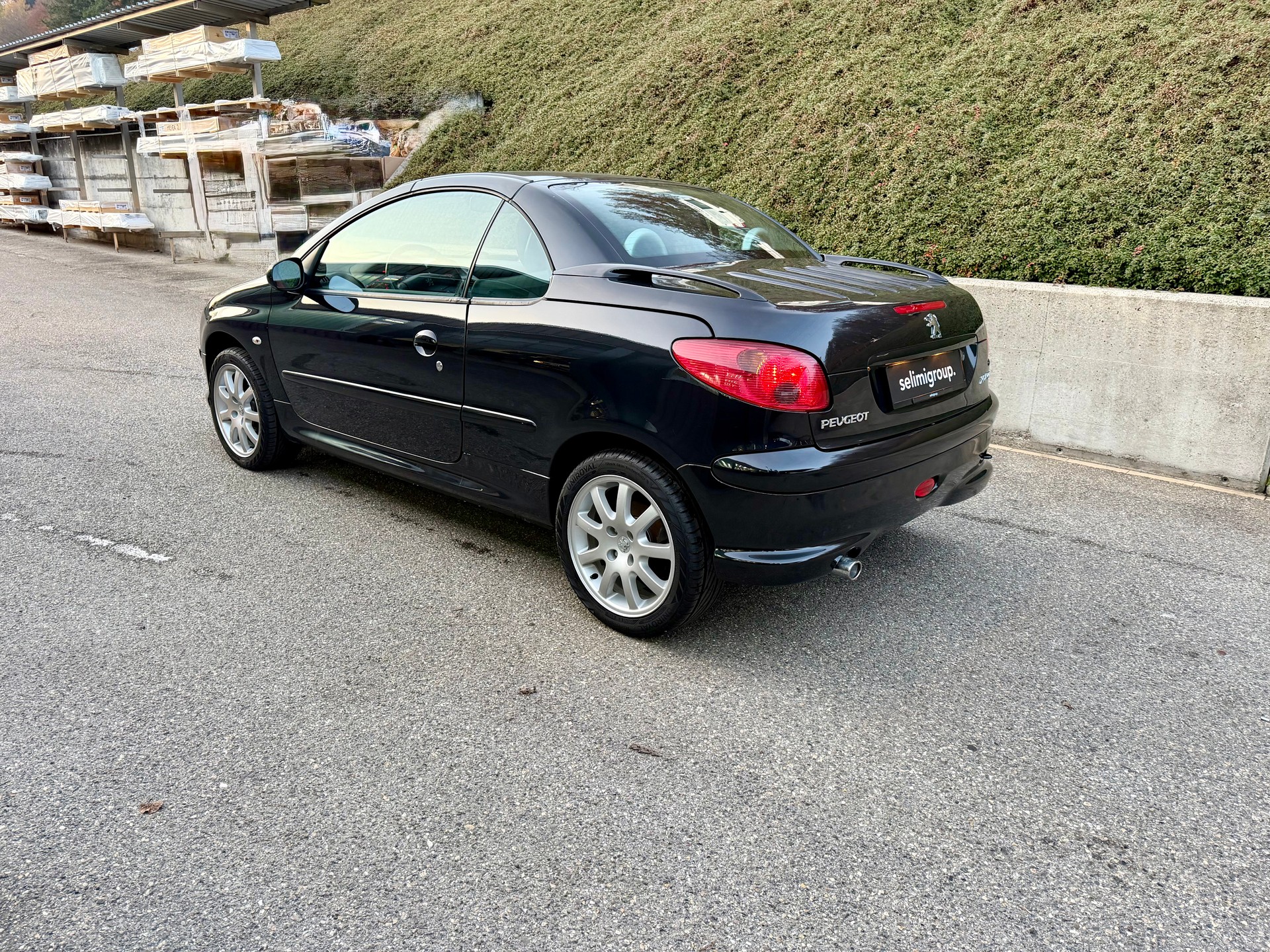 PEUGEOT 206 CC 2.0 16V Platinum-image-2