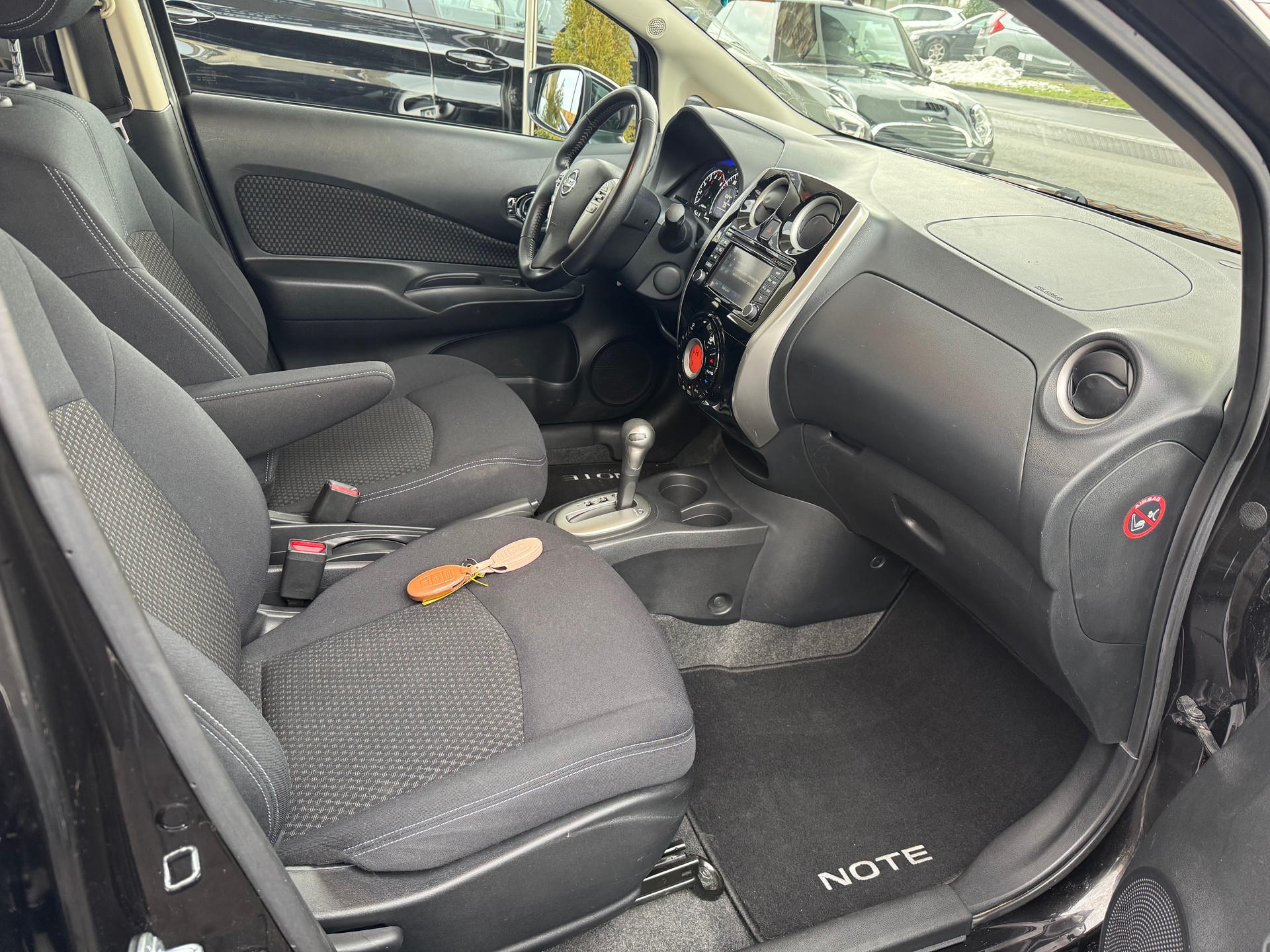 NISSAN Note 1.2 DIG-S acenta CVT-image-6