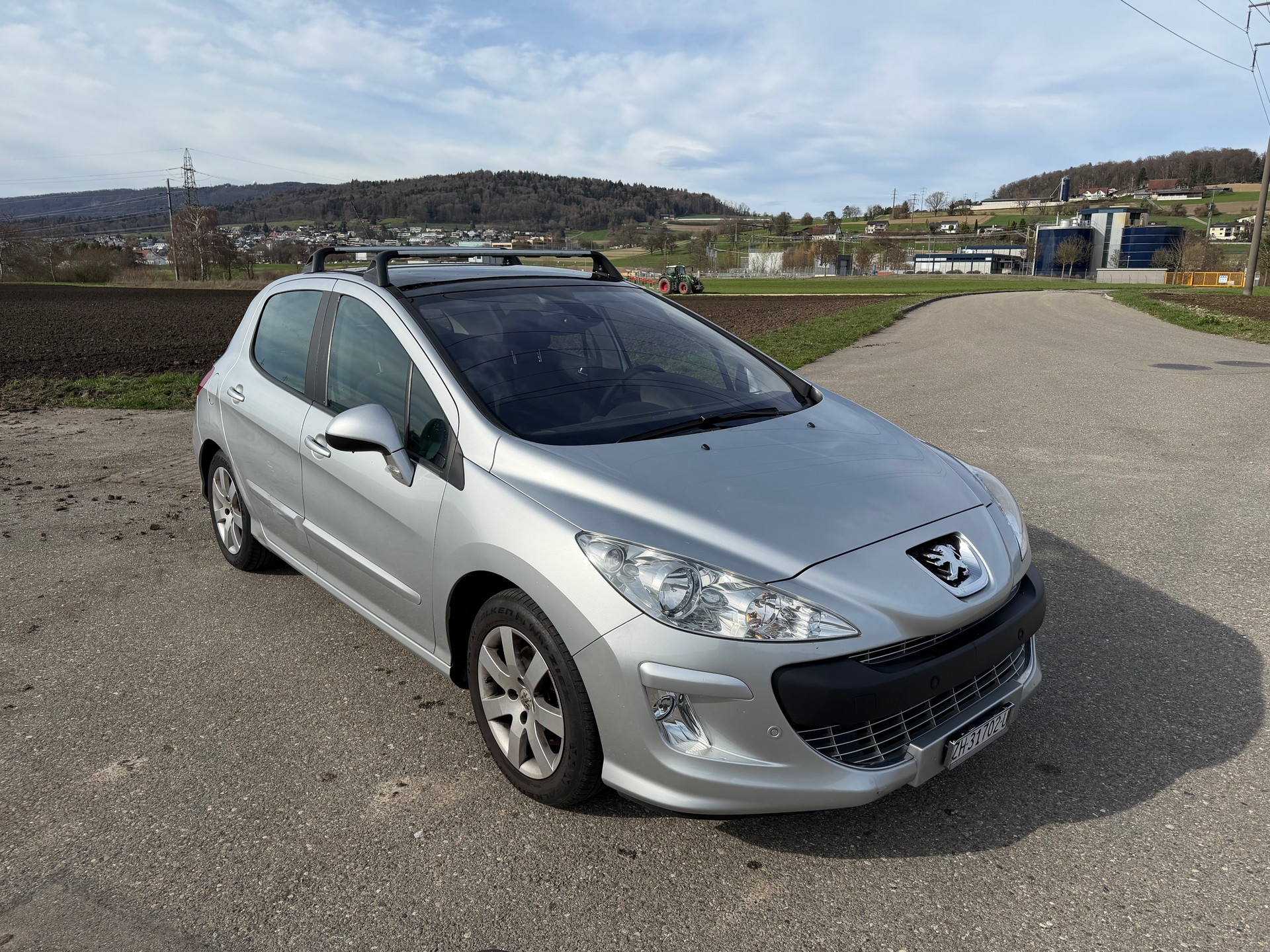PEUGEOT 308 1.6 16V T Black&Silver ***FRISCH AB MFK***-image-3