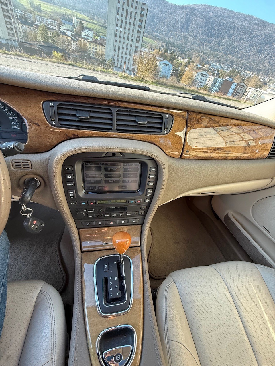 JAGUAR S-Type 4.2 V8 Executive-image-13