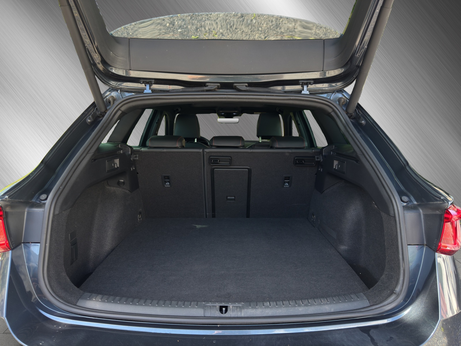 SEAT Leon ST 1.4 eHybrid Hola FR DSG-image-15