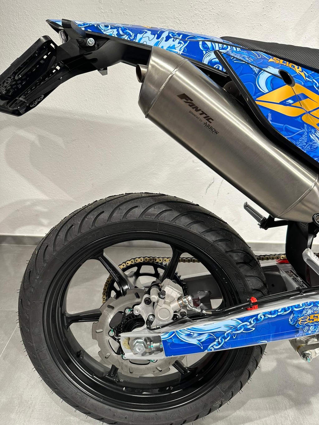 FANTIC XMF 125 Motard-image-8