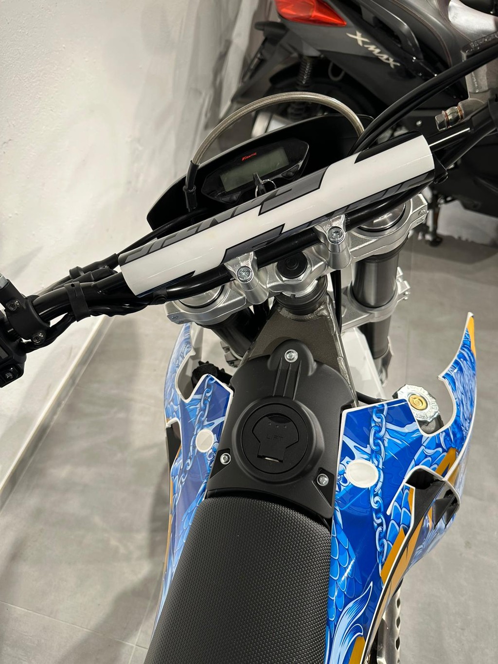 FANTIC XMF 125 Motard-image-5