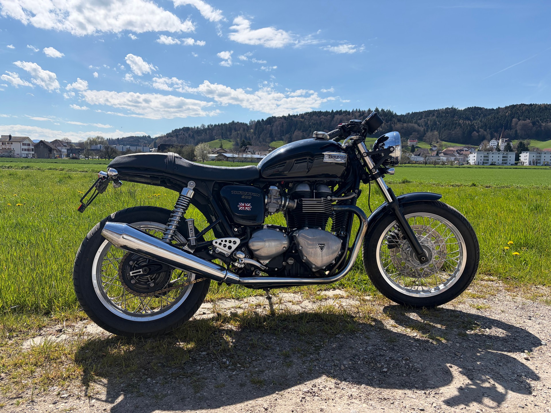 TRIUMPH Thruxton 900 i-image-0
