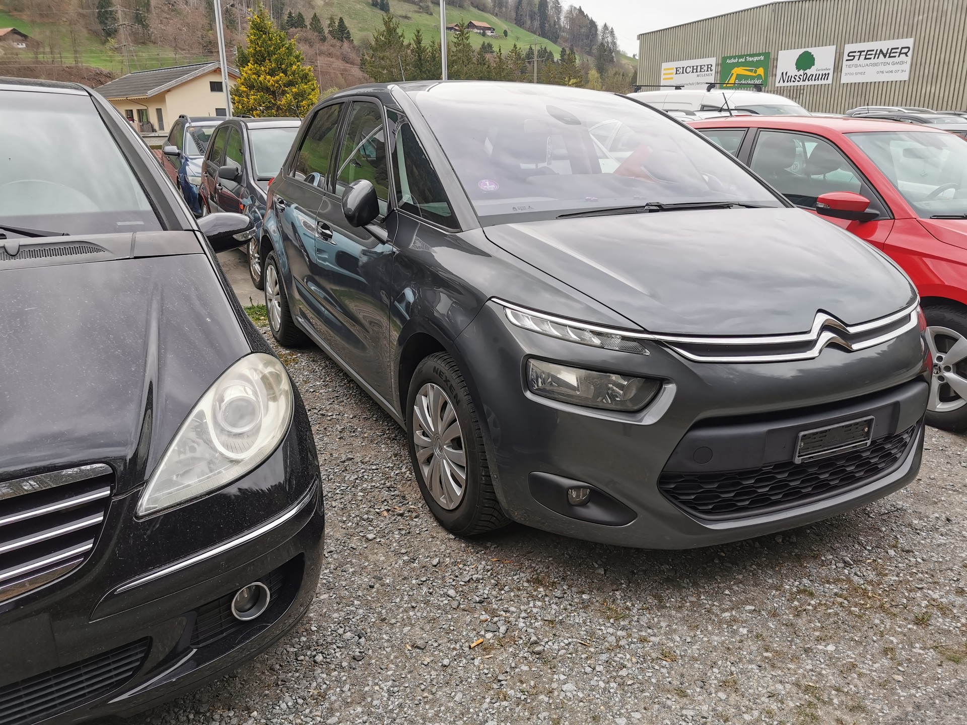 CITROEN C4 Picasso 1.6i 16V Attraction-image-11