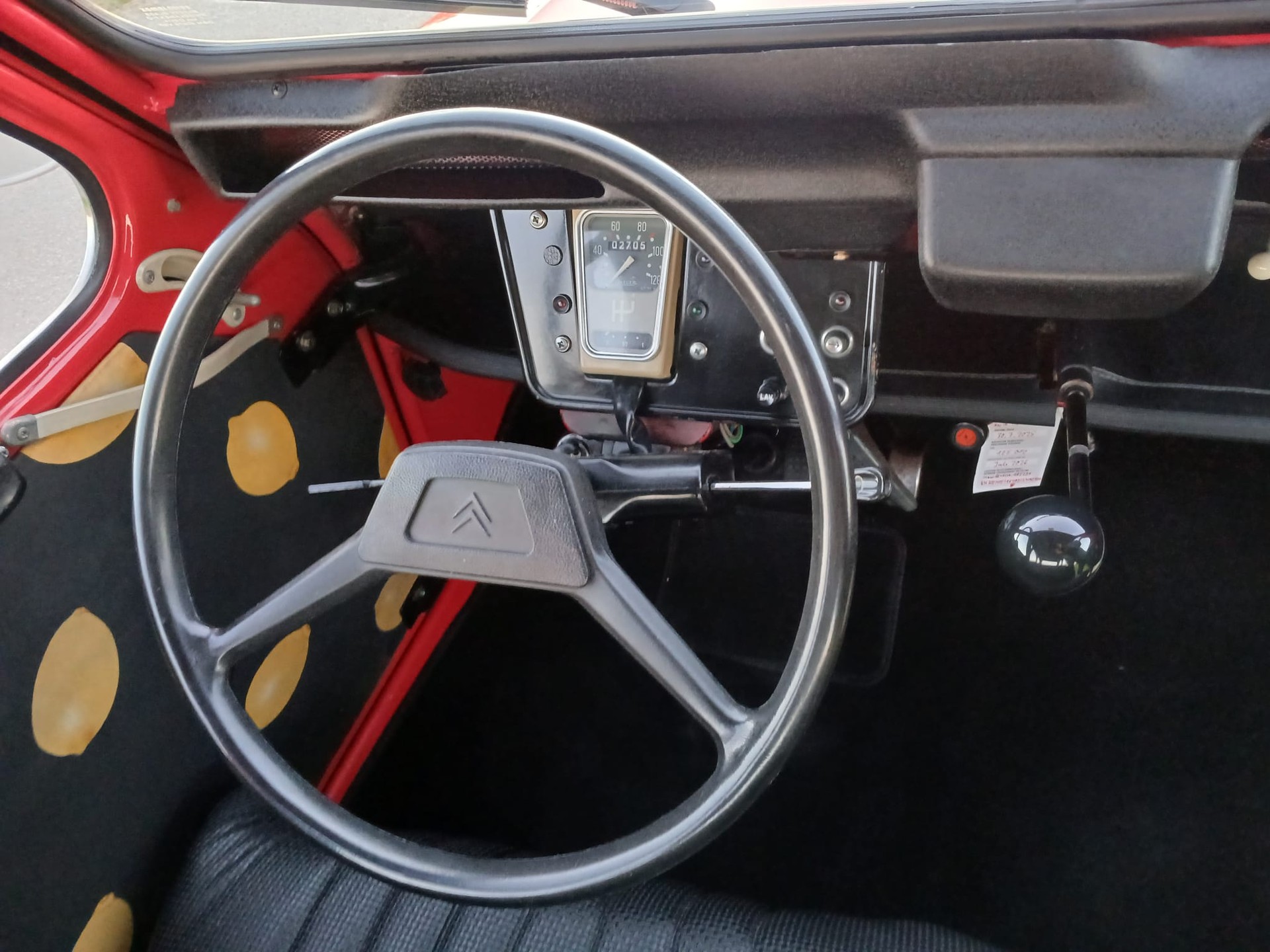 CITROEN 2CV6 Spécial (Club)-image-11
