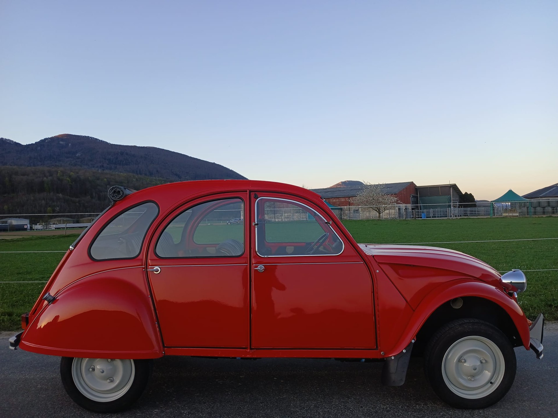 CITROEN 2CV6 Spécial (Club)-image-8