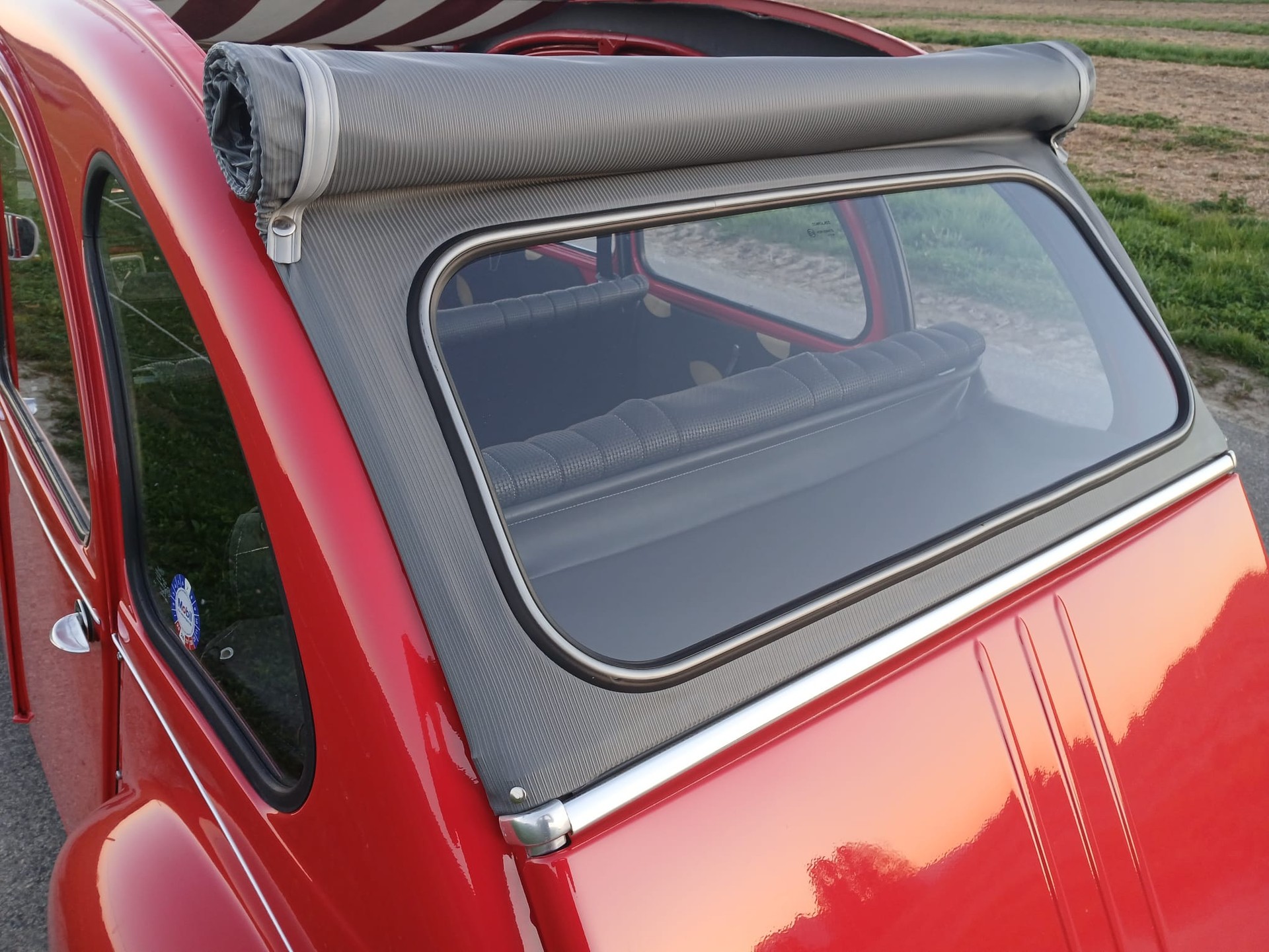 CITROEN 2CV6 Spécial (Club)-image-5