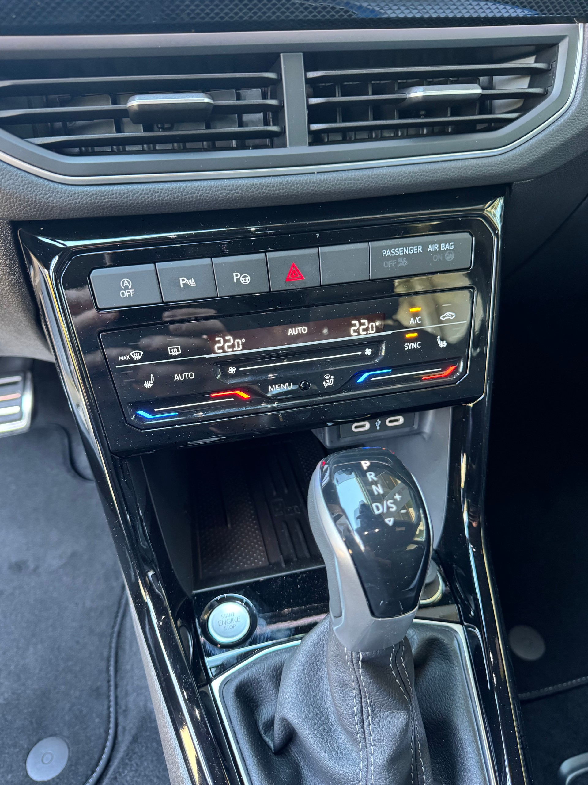 VW T-Cross 1.0 TSI EVO R-Line Aussen und Innen DSG 115 PS mit 41 % Rabatt !-image-9