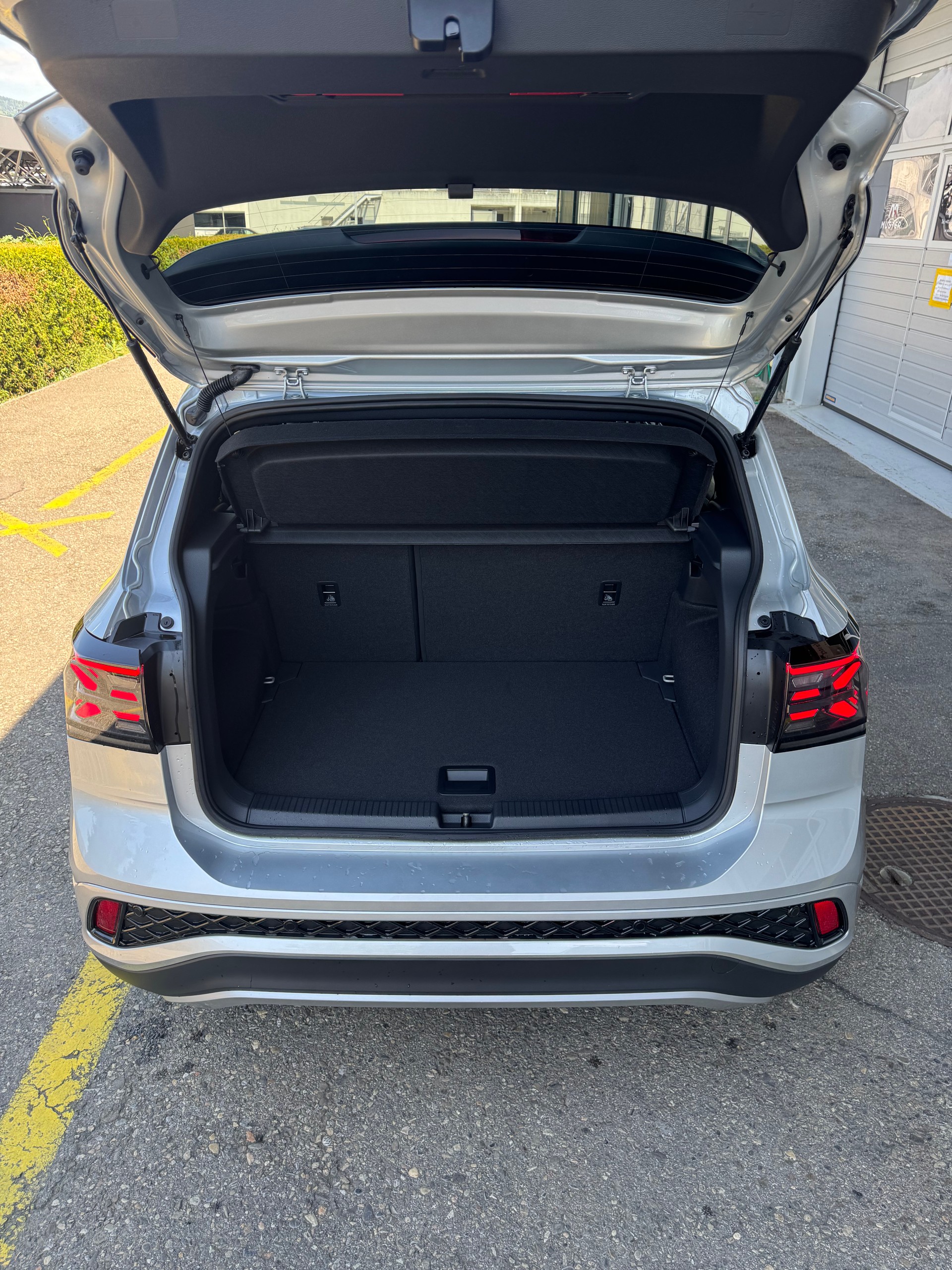 VW T-Cross 1.0 TSI EVO R-Line Aussen und Innen DSG 115 PS mit 41 % Rabatt !-image-19
