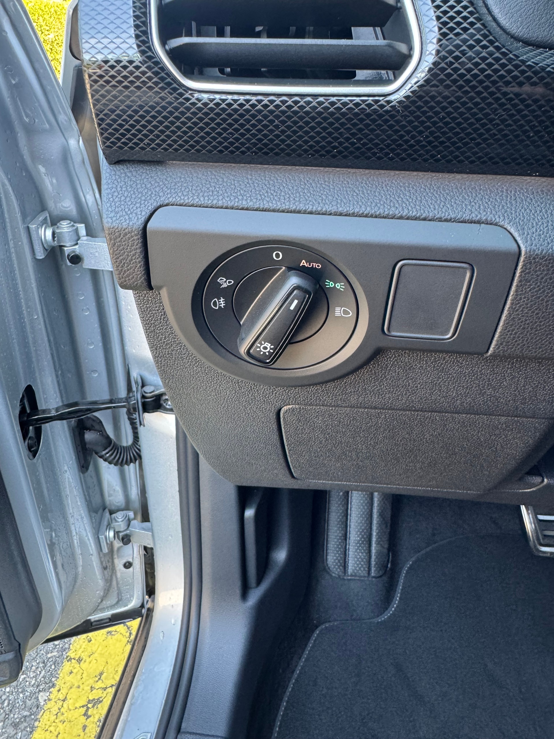 VW T-Cross 1.0 TSI EVO R-Line Aussen und Innen DSG 115 PS mit 41 % Rabatt !-image-11