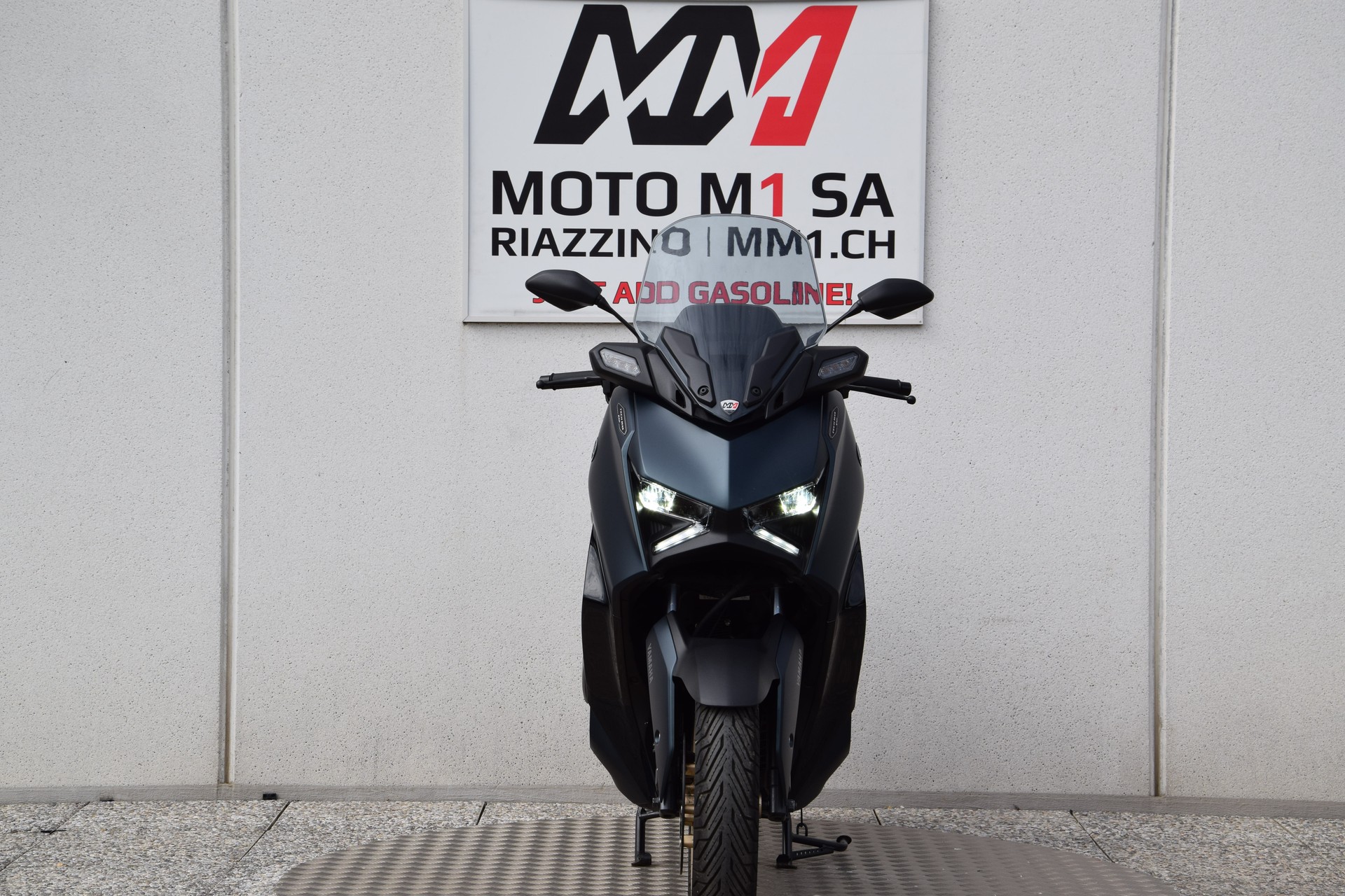 YAMAHA X-Max 300 Tech Max-image-2