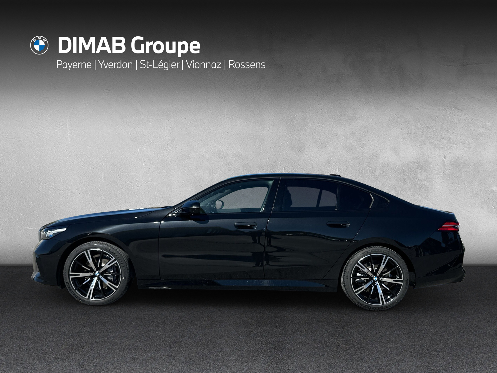 BMW 540d xDrive 48V M Sport Steptronic **Action de leasing à 1.9%**-showroom-element-1