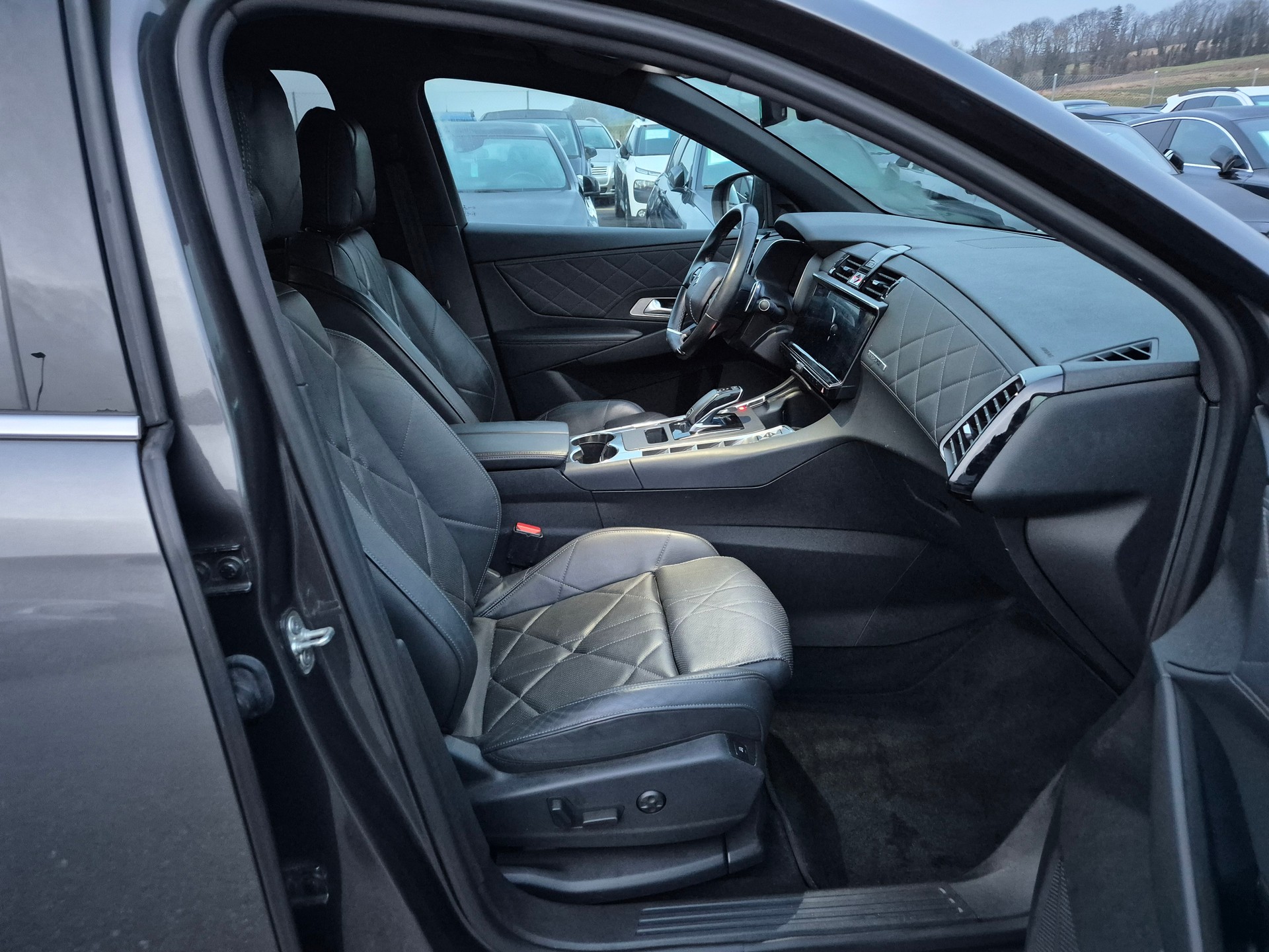 DS AUTOMOBILES DS 7 Crossback 1.6 THP Performance Line Automatic-image-5