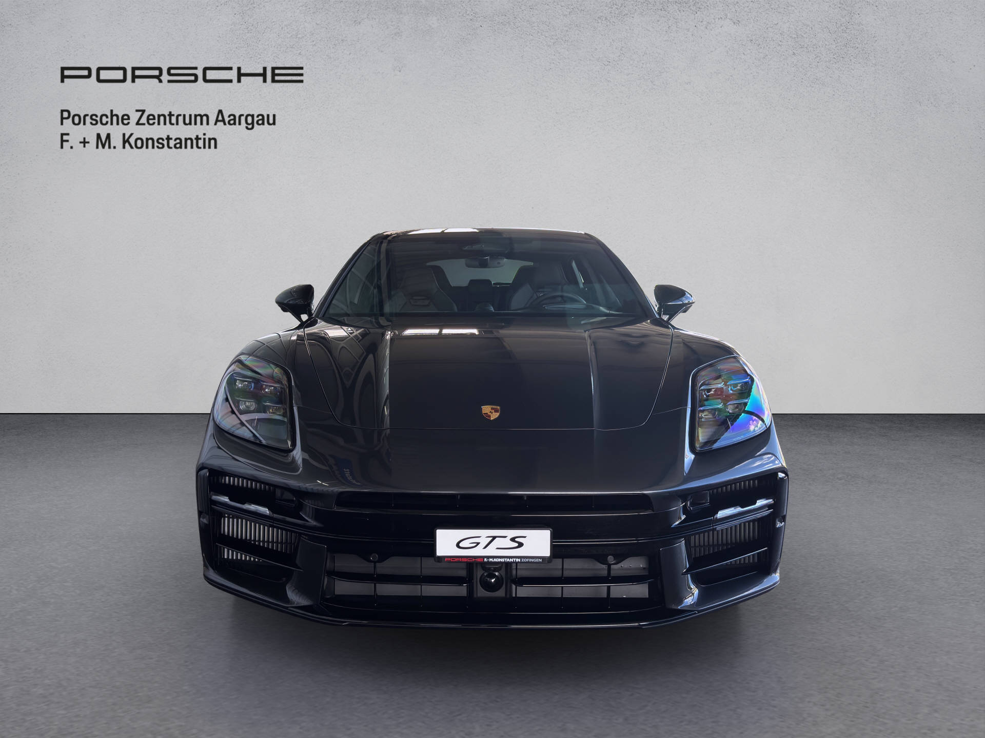 PORSCHE Panamera GTS-image-1