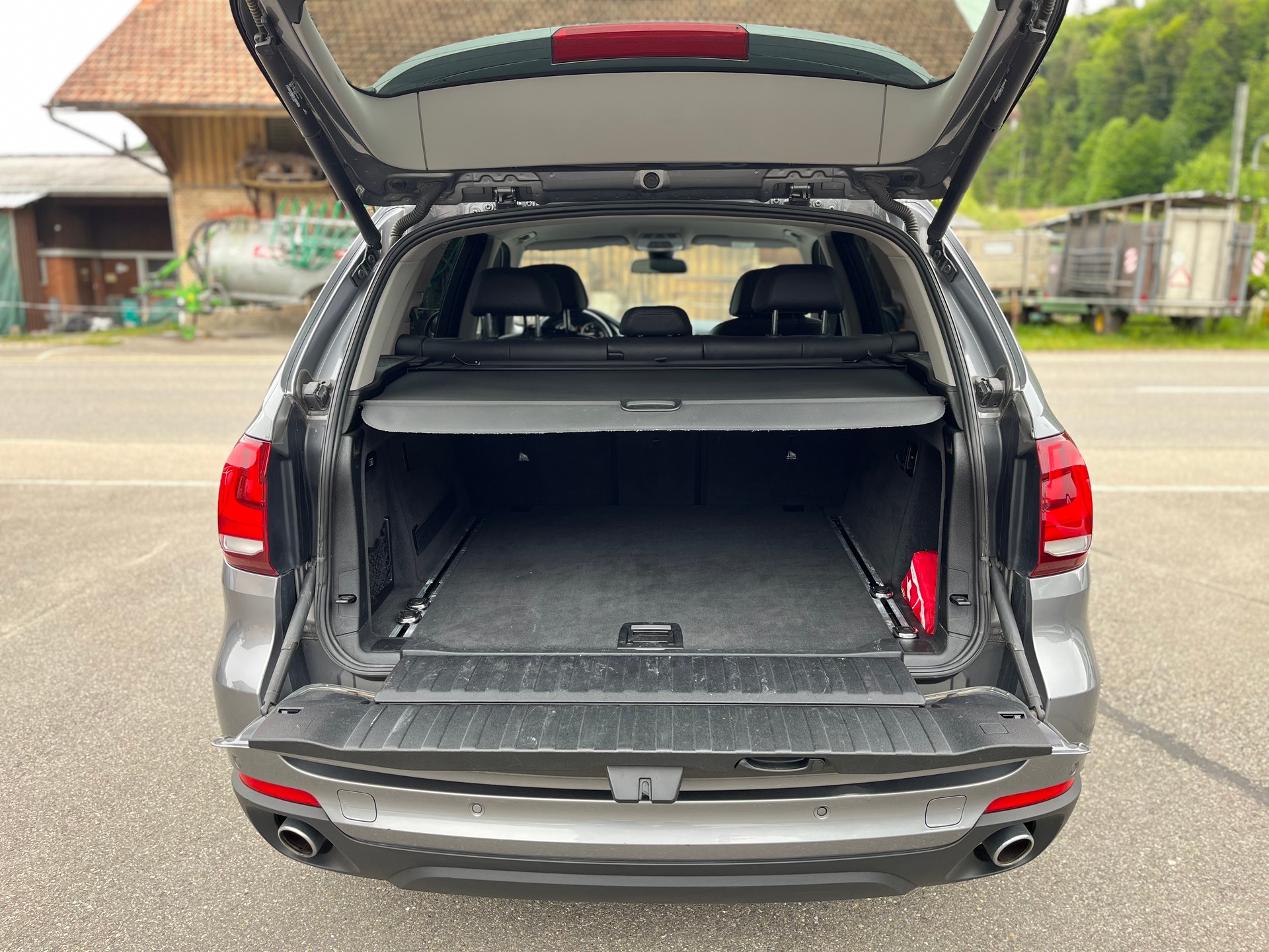 BMW X5 xDrive 30d Steptronic / Ab MFK / Frisch ab Service / CH Fahrzeug-image-4