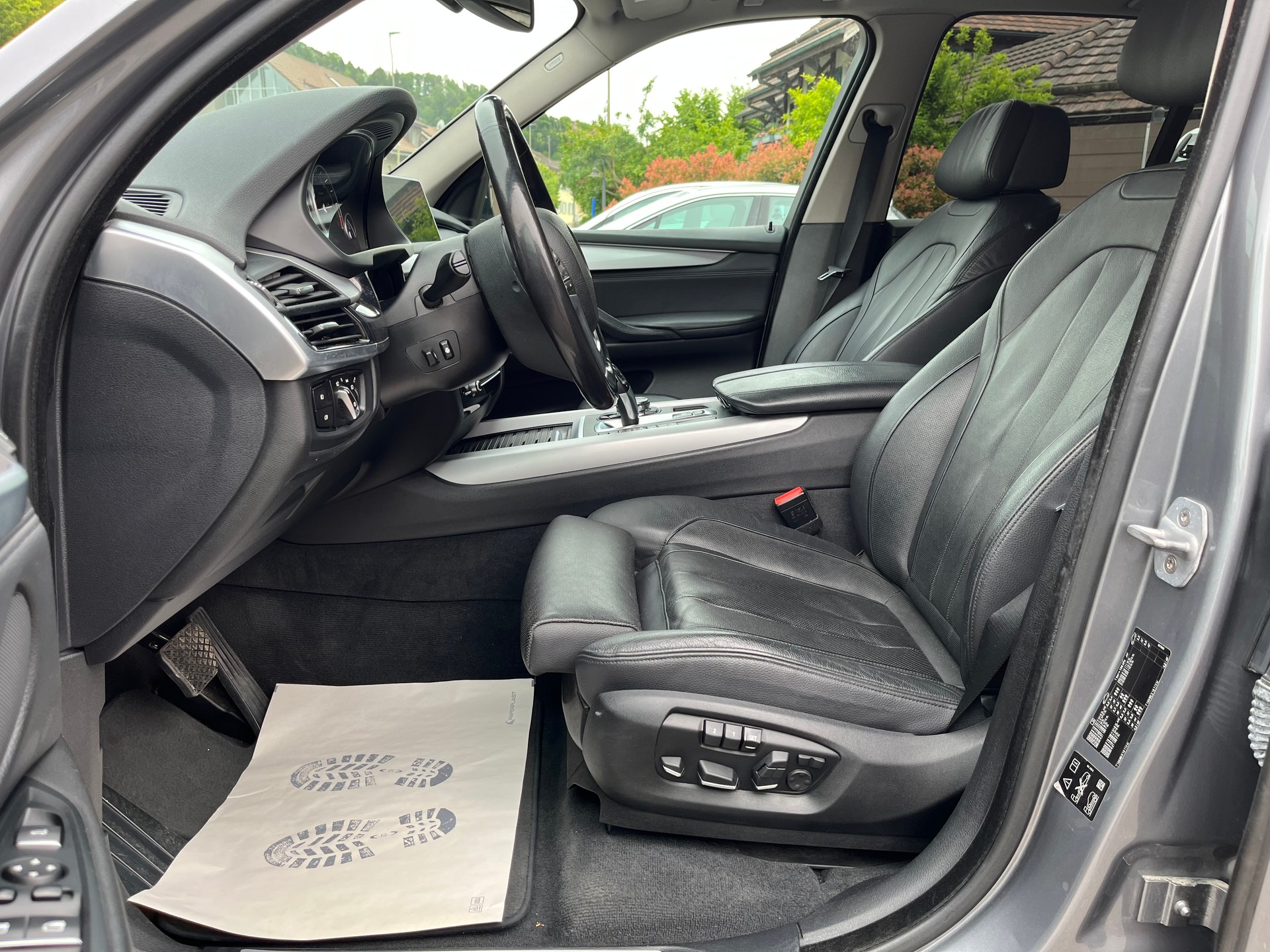 BMW X5 xDrive 30d Steptronic / Ab MFK / Frisch ab Service / CH Fahrzeug-image-11