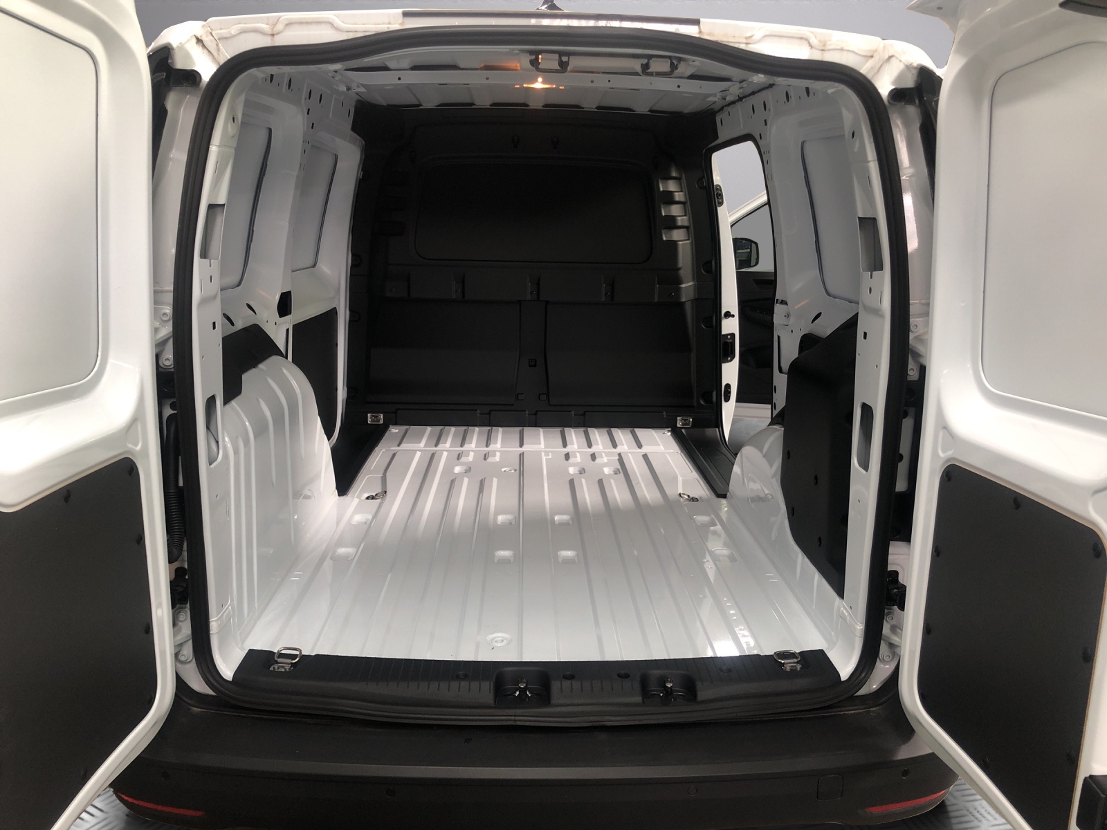 FORD Grand Transit Connect fourg. 1-image-13