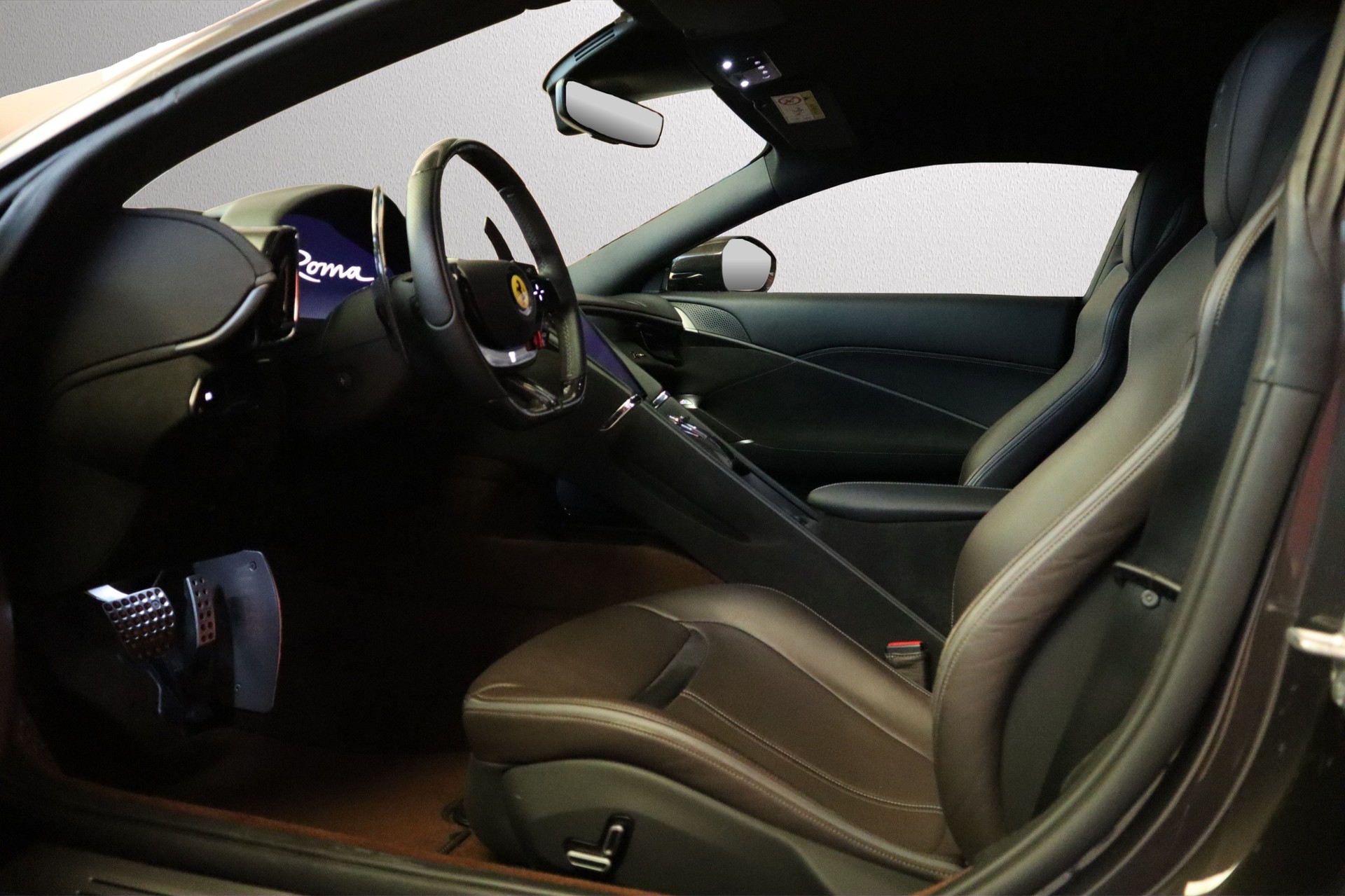 FERRARI Roma 3.9 V8 T-showroom-element-3