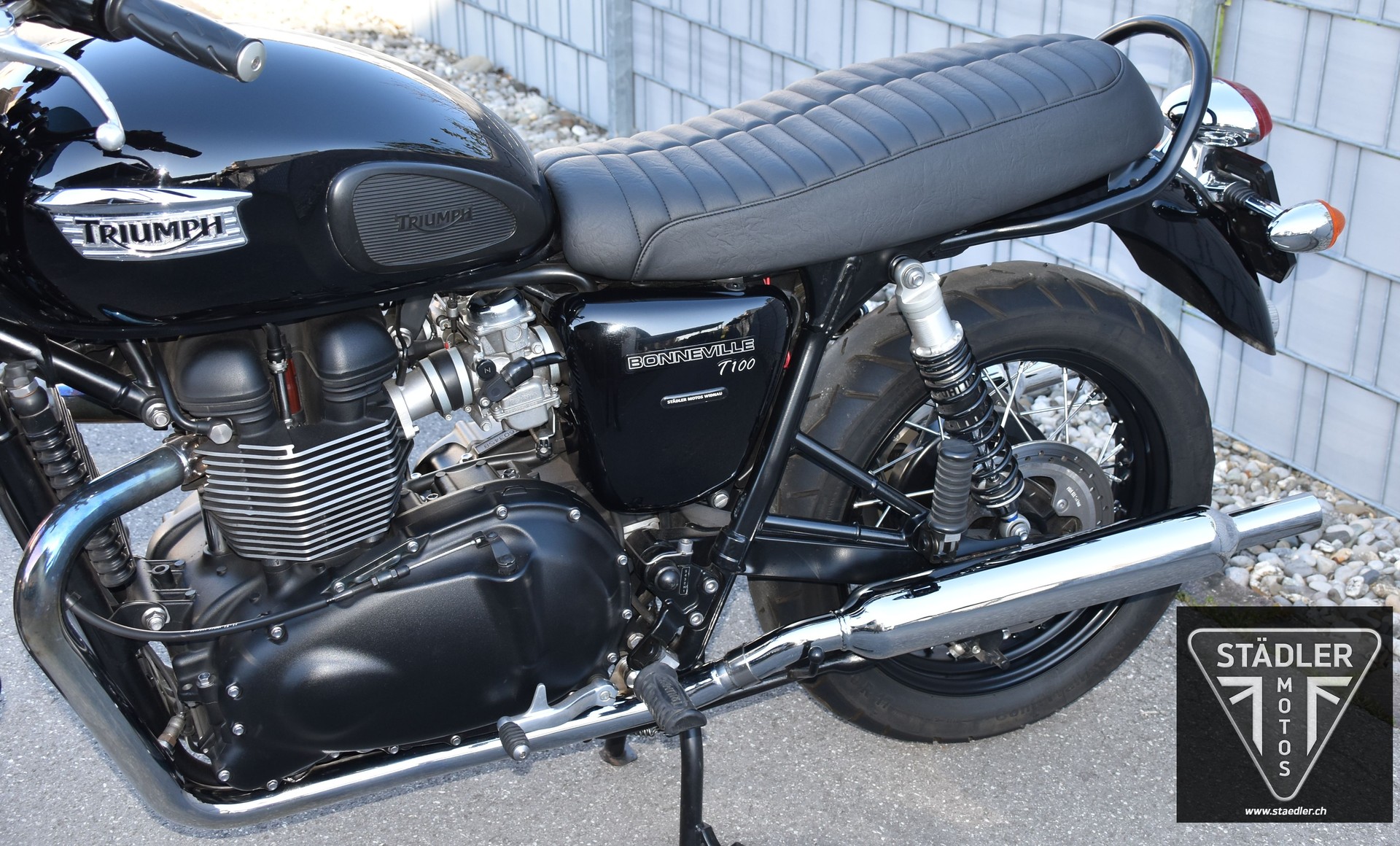 TRIUMPH Bonneville 900 i T 100-image-6
