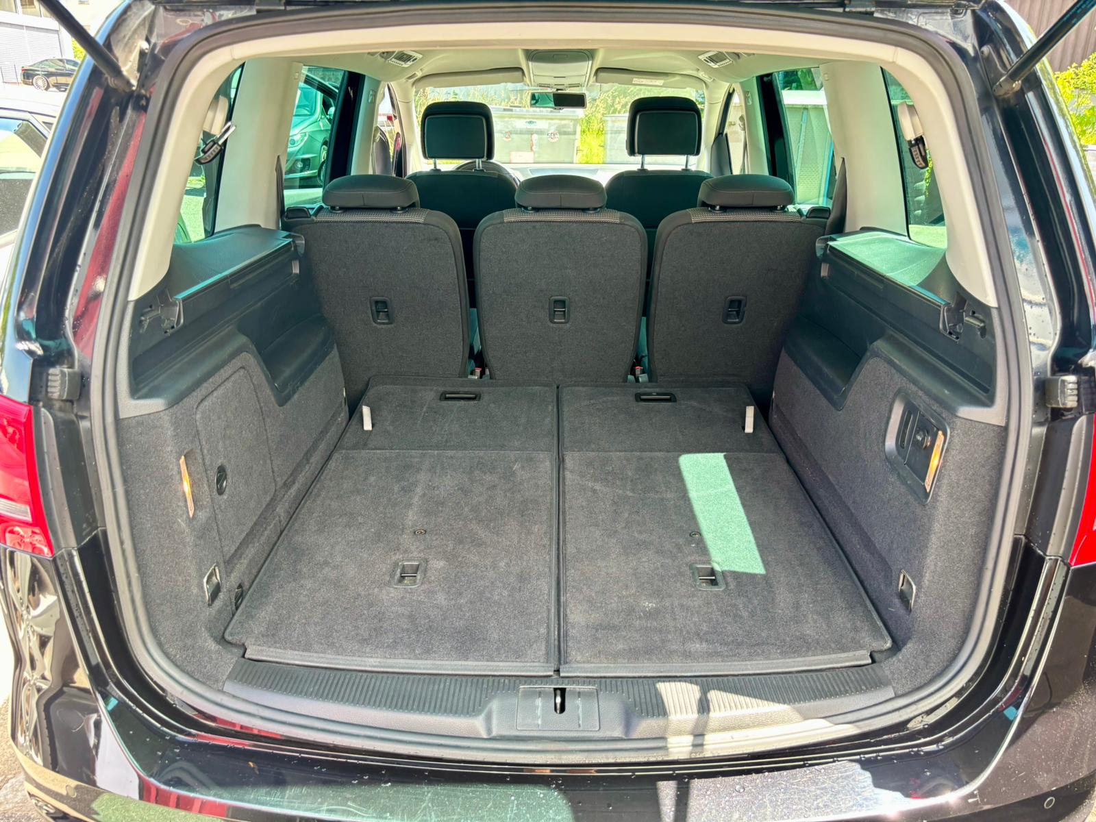 VW Sharan 2.0 TDI BlueMotion Technology / 7-Plätzer-image-15