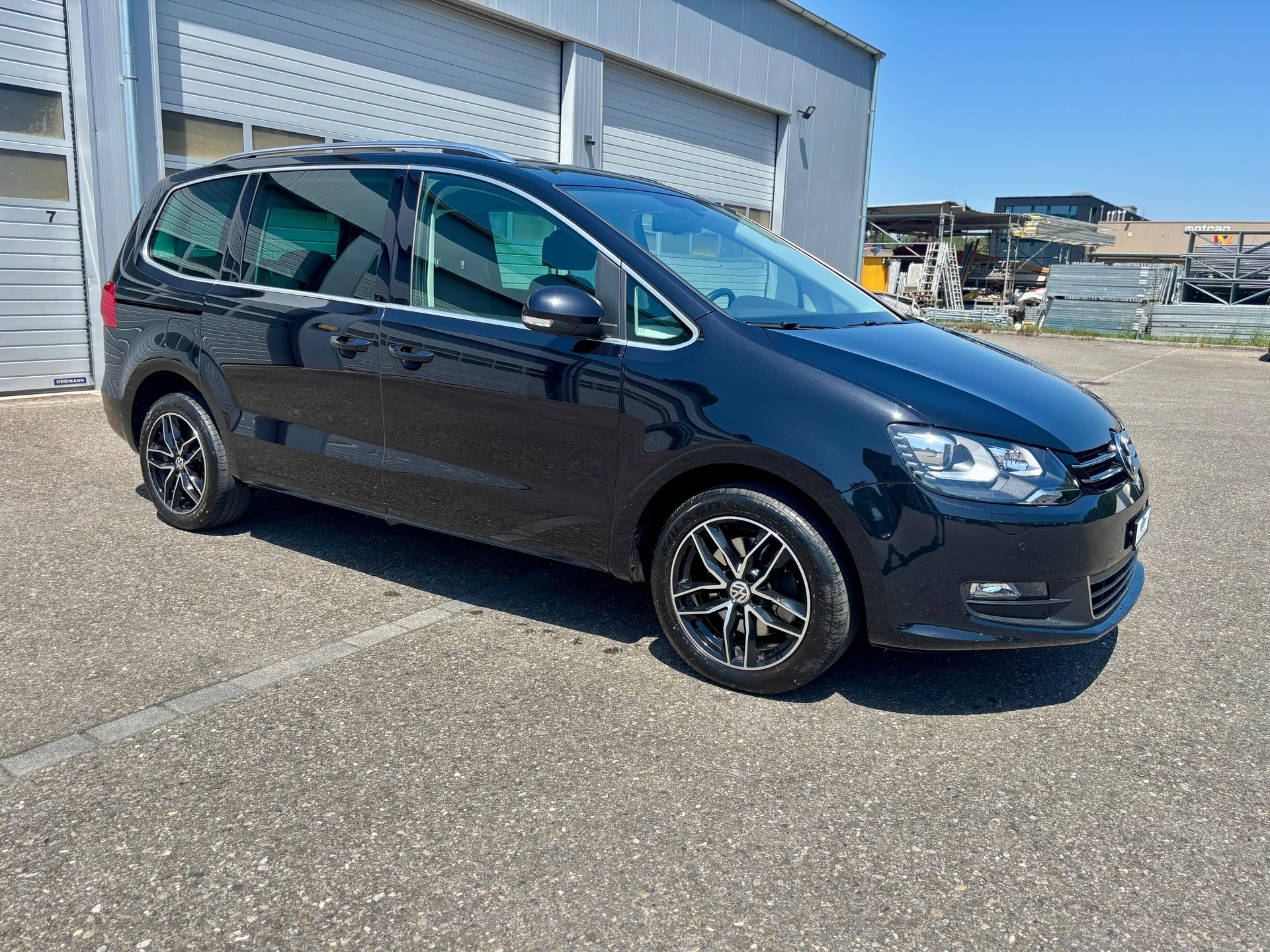 VW Sharan 2.0 TDI BlueMotion Technology / 7-Plätzer-showroom-element-2