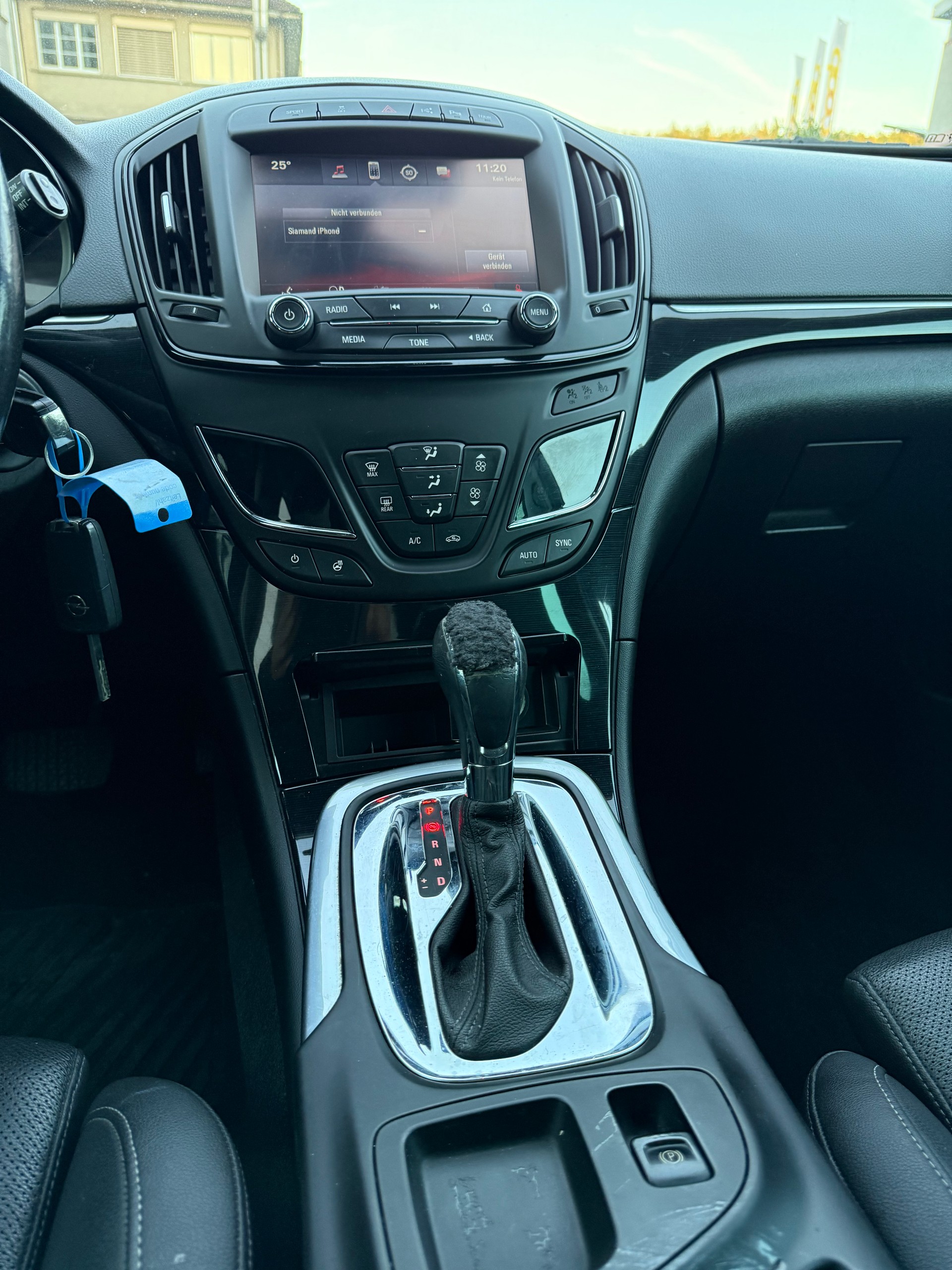 OPEL Insignia ST 2.0 Turbo Sport 4WD Aut.-image-10