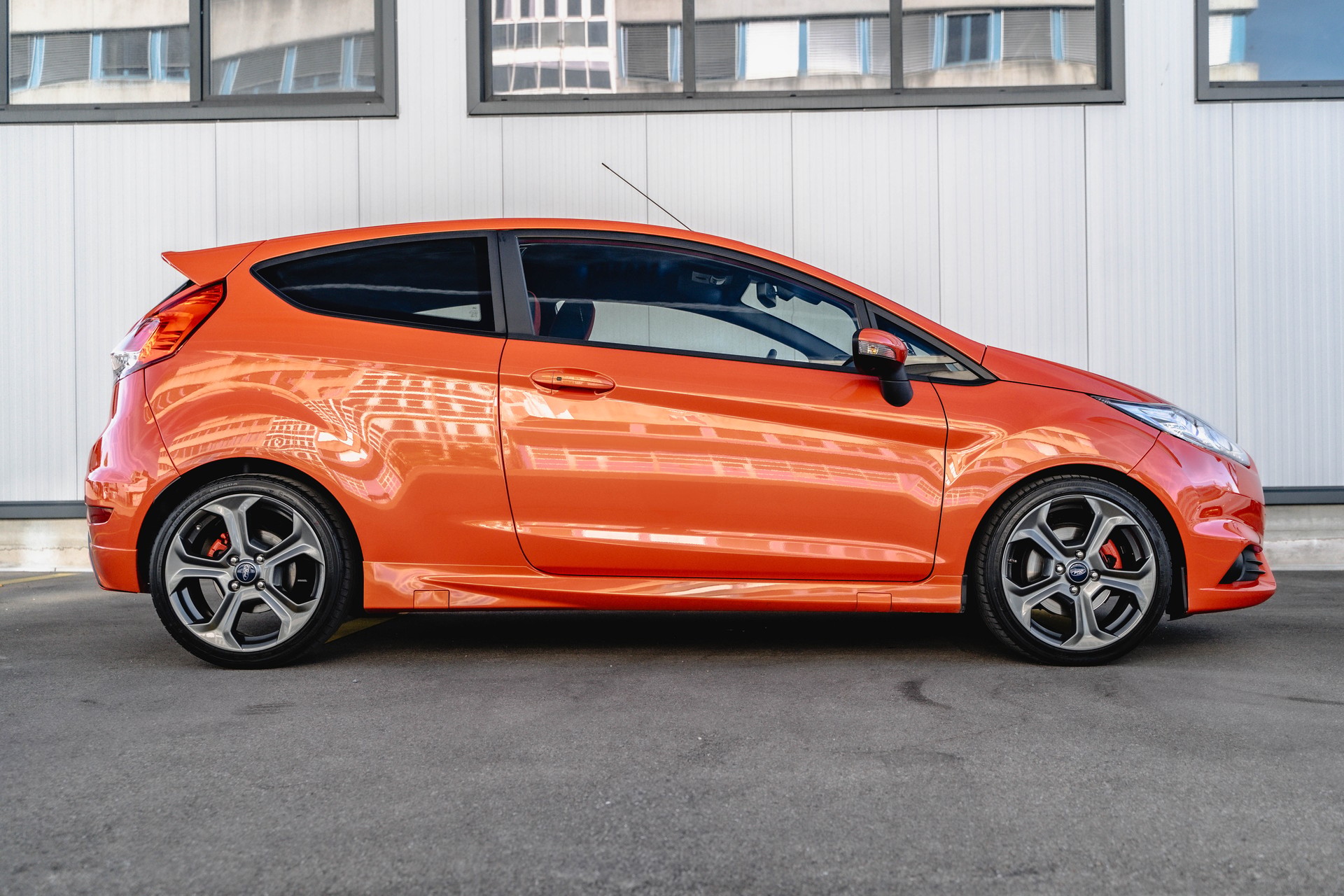 FORD Fiesta 1.6 SCTi ST-2 * AB MFK * TRAUMHAFTE AUSSTATUNG * 8-FACH BEREIFT *-showroom-element-3