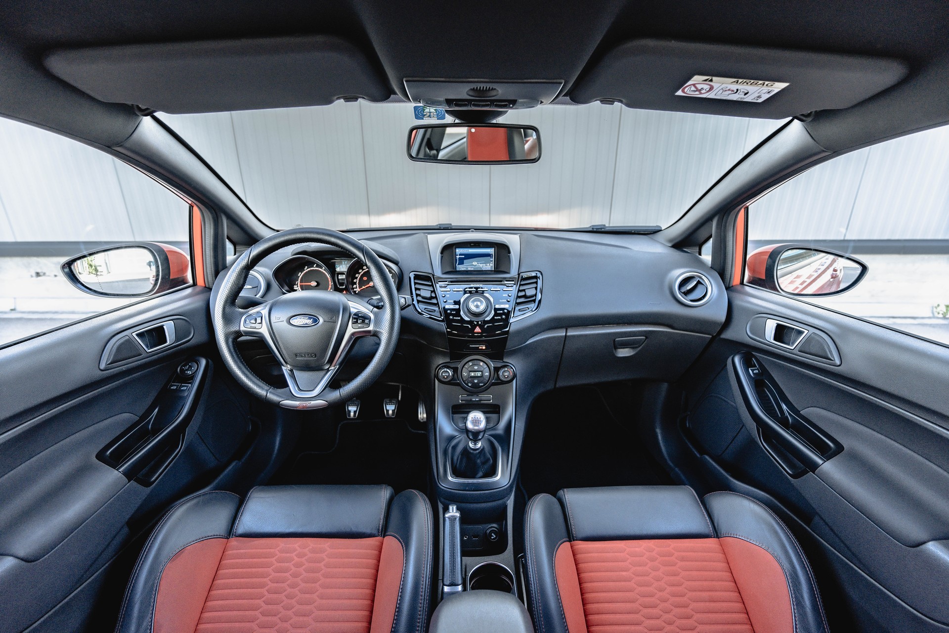 FORD Fiesta 1.6 SCTi ST-2 * AB MFK * TRAUMHAFTE AUSSTATUNG * 8-FACH BEREIFT *-image-10