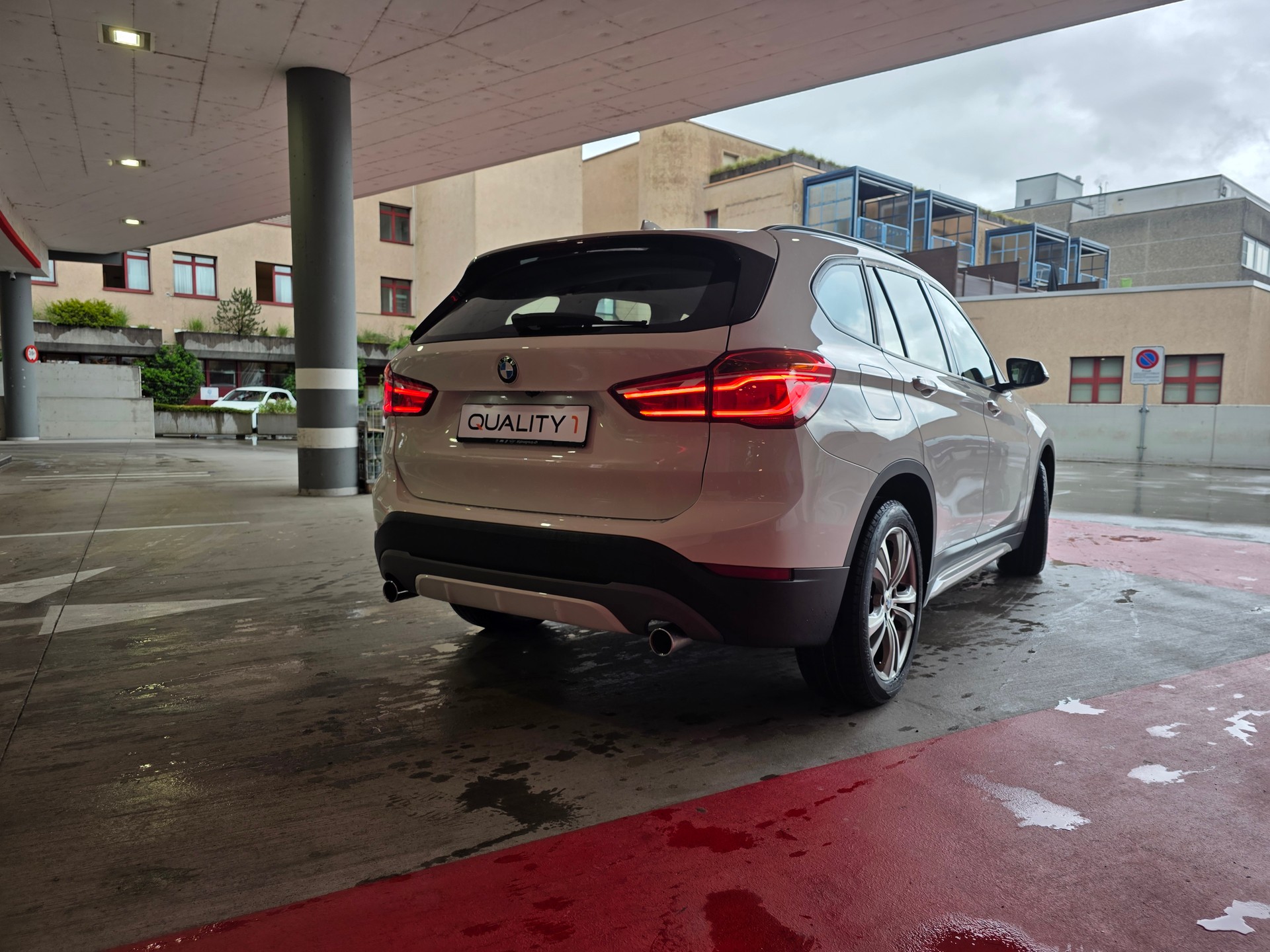 BMW X1 xDrive 20d Sport Line Steptronic-image-17