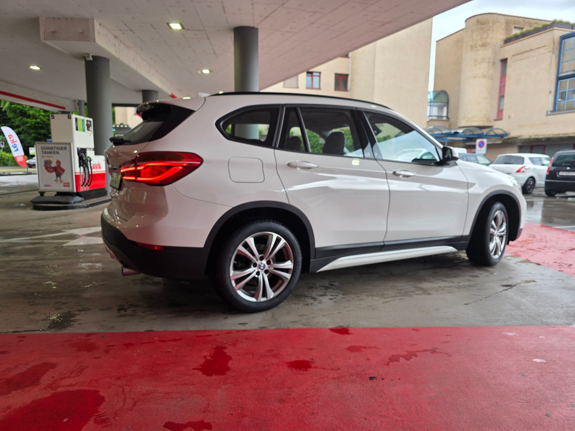 BMW X1 xDrive 20d Sport Line Steptronic-image-11