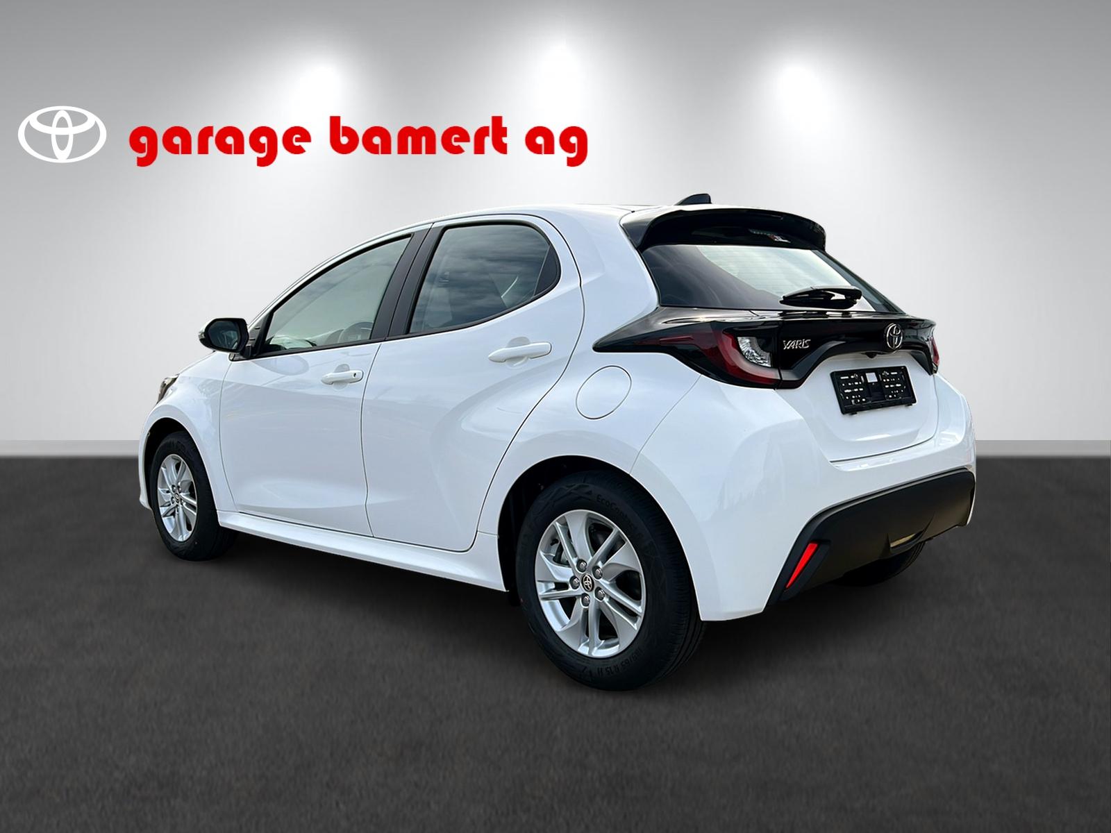 TOYOTA Yaris 1.5 VVT-i HSD Comfort-showroom-element-3
